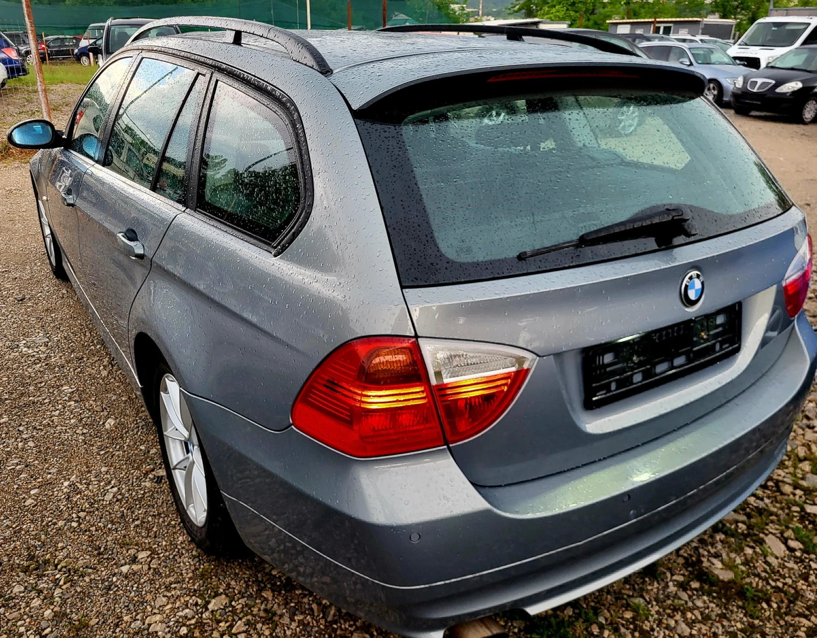 BMW 320 2.0 - изображение 6
