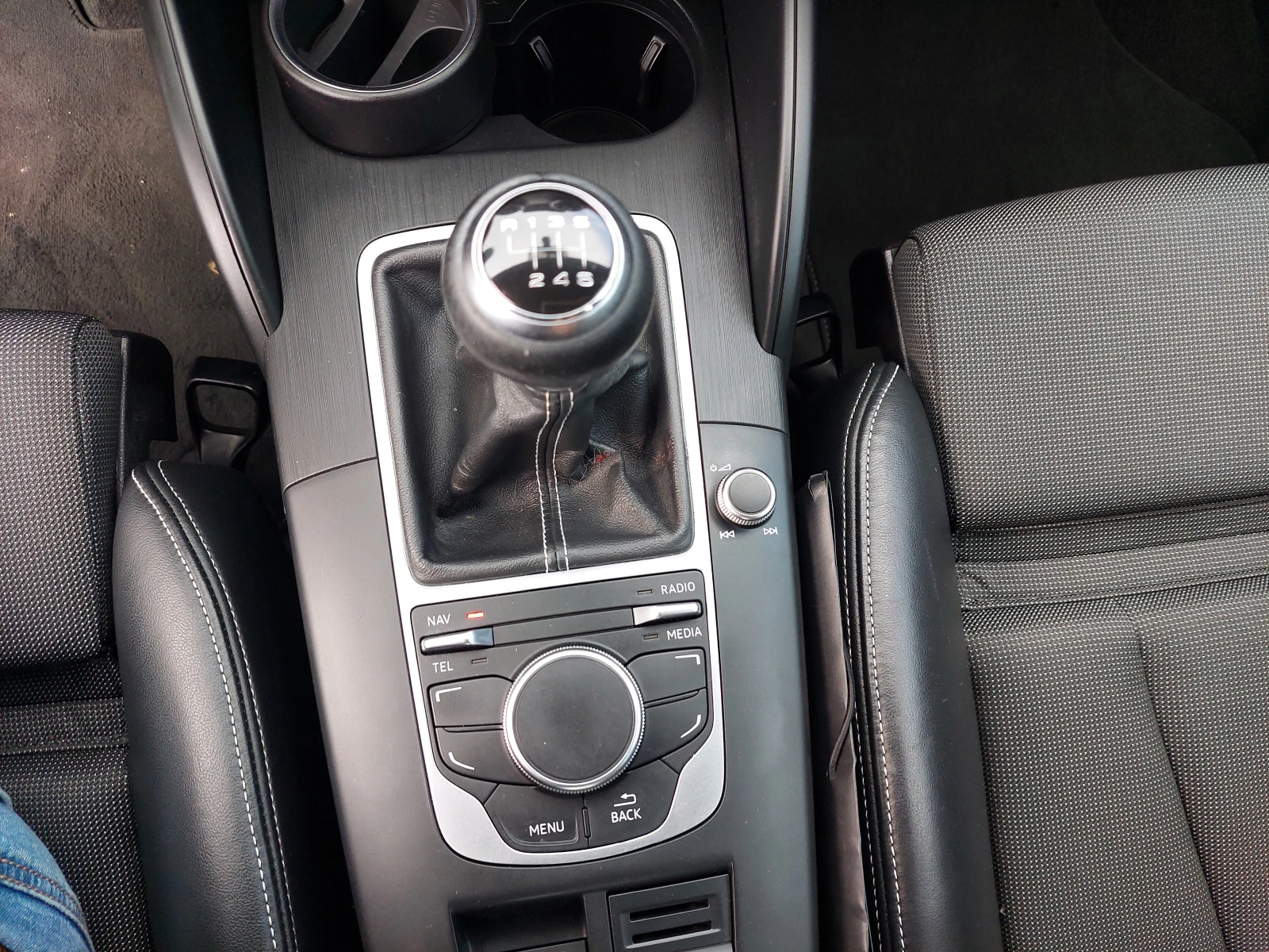 Audi A3 1, 6TDI 110ps S-Line | Mobile.bg   13