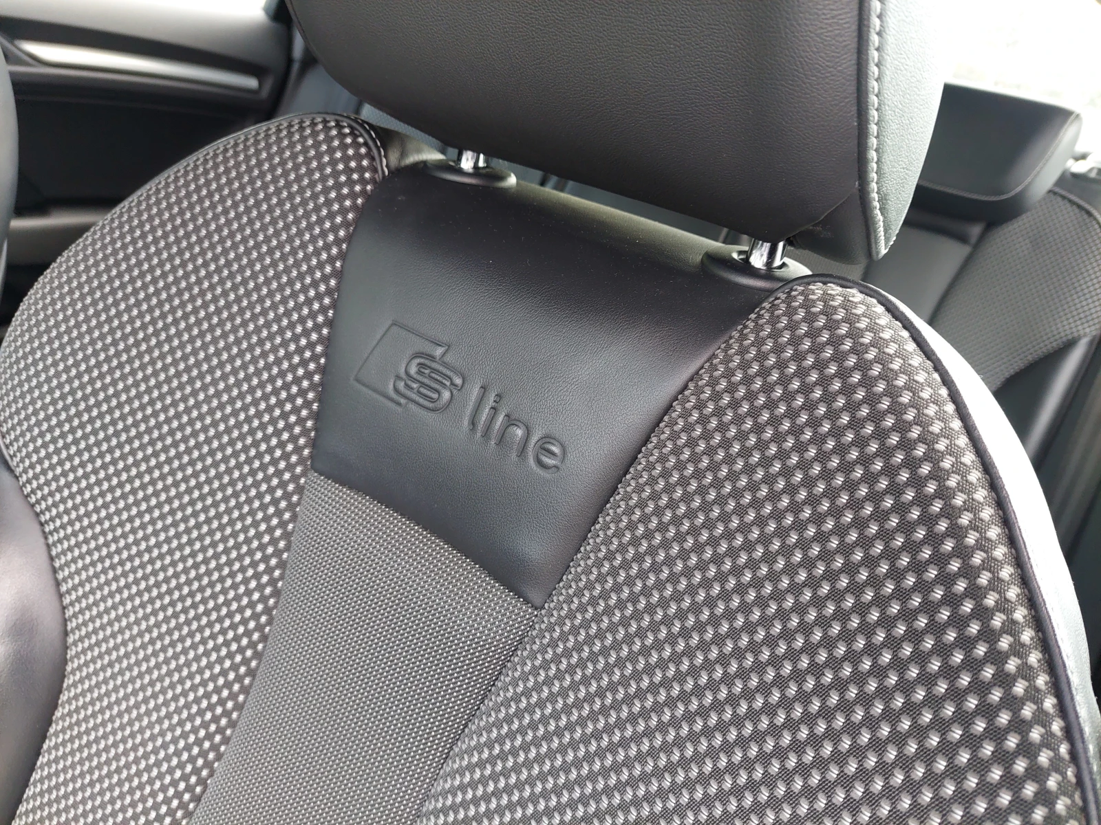 Audi A3 1, 6TDI 110ps S-Line | Mobile.bg   11