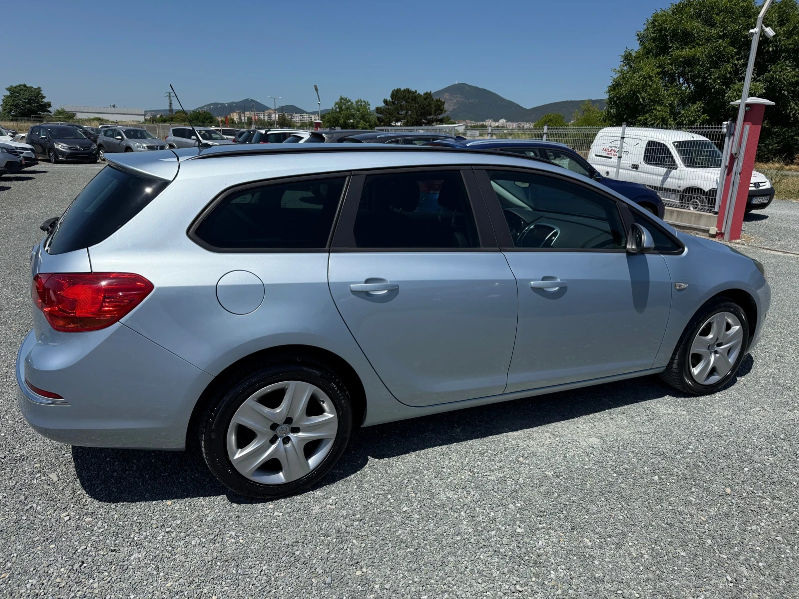 Opel Astra (KATO НОВА)^(АГУ) - изображение 5