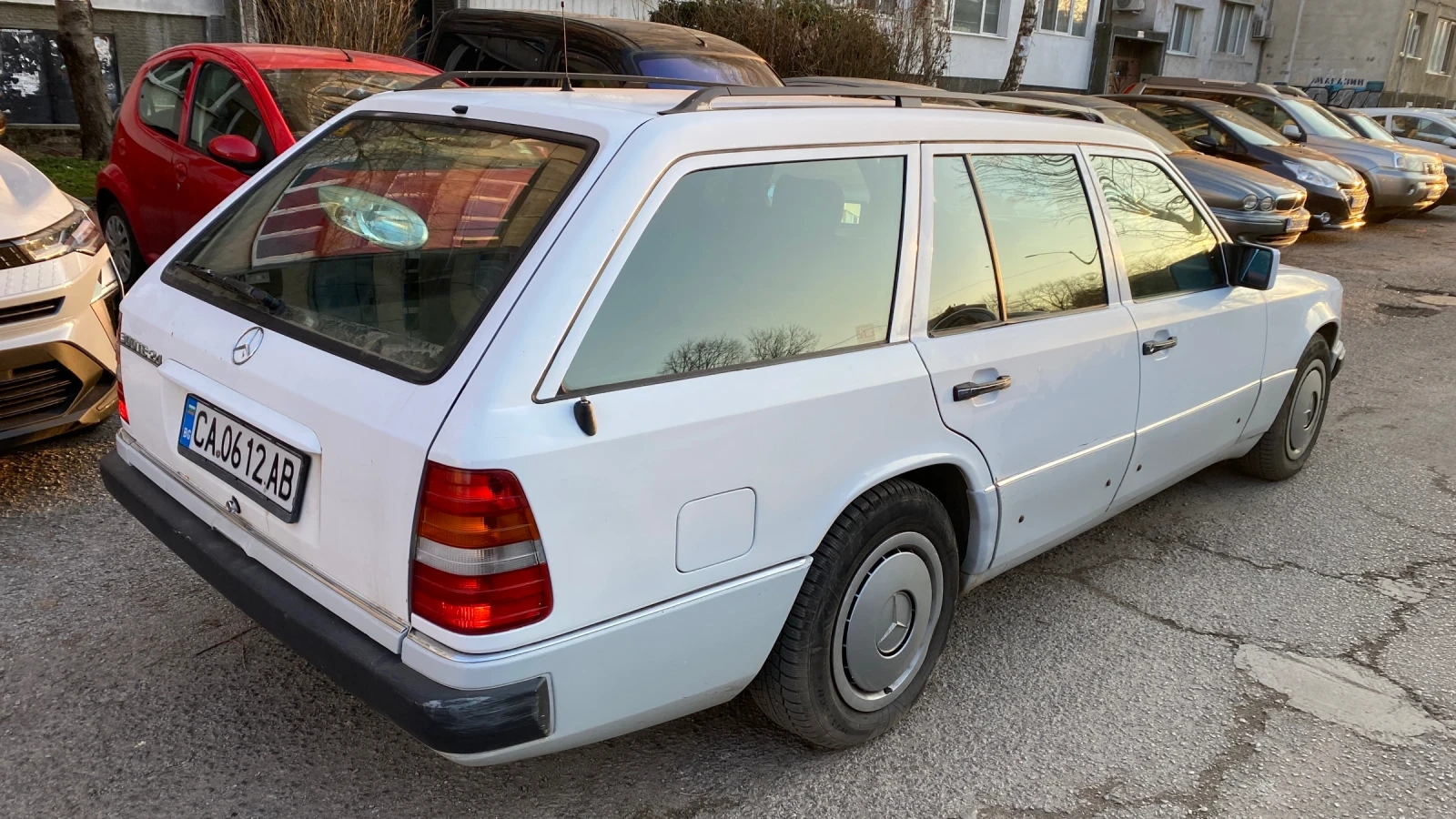 Mercedes-Benz 124  - изображение 4