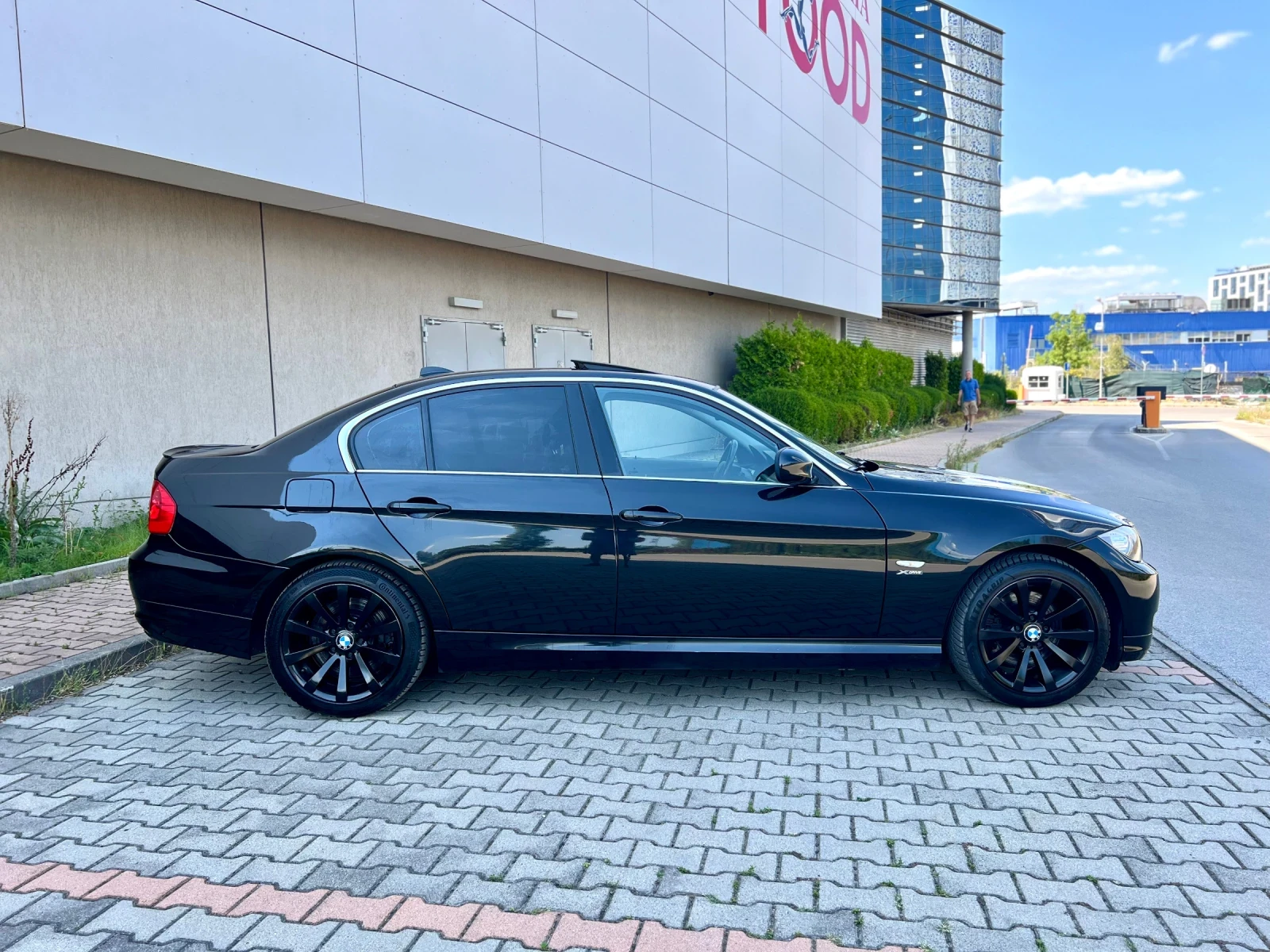 BMW 330 XD-FaceLift-Лизинг по 340Лв на месец - изображение 5