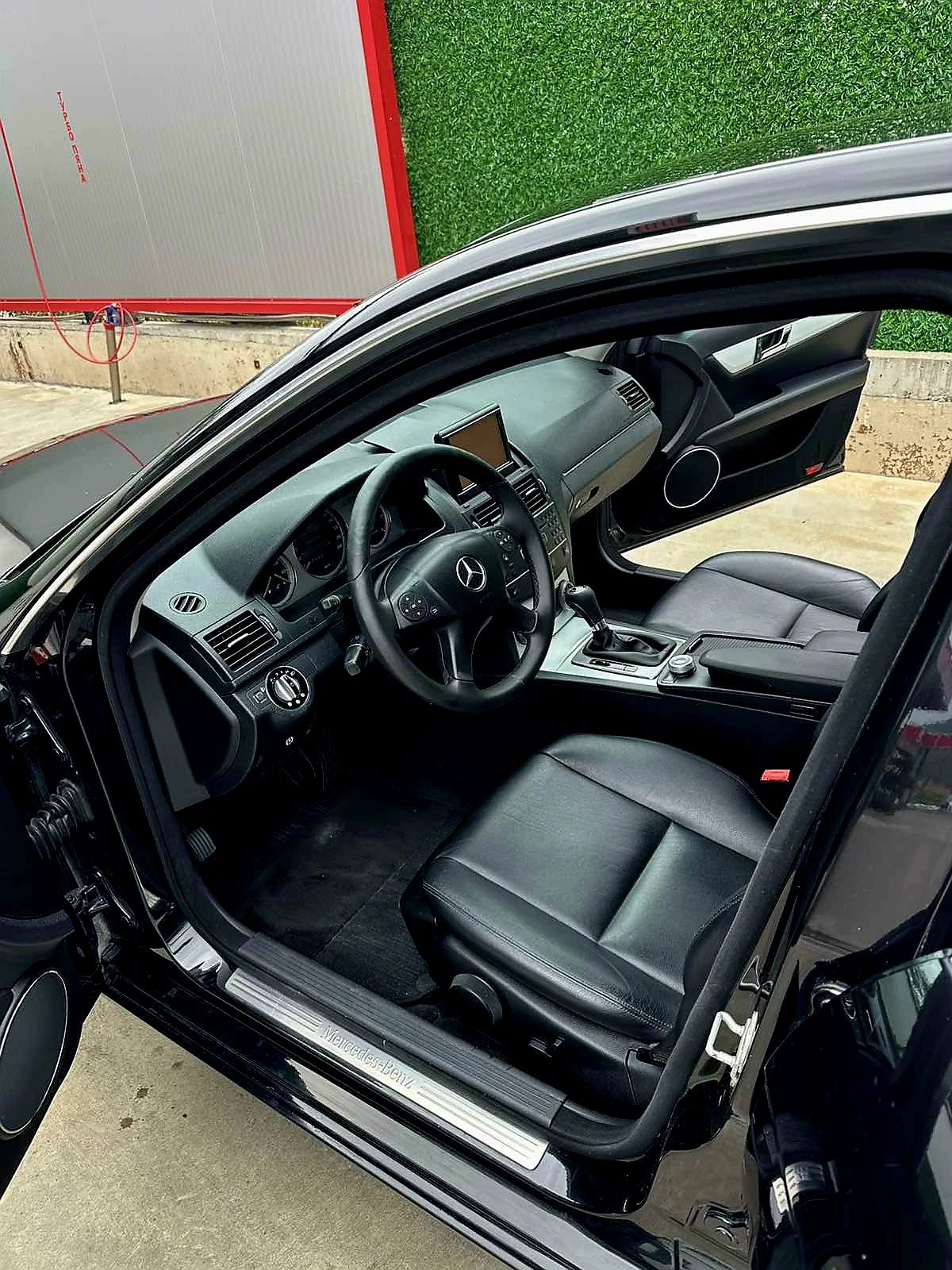 Mercedes-Benz C 220  - изображение 9