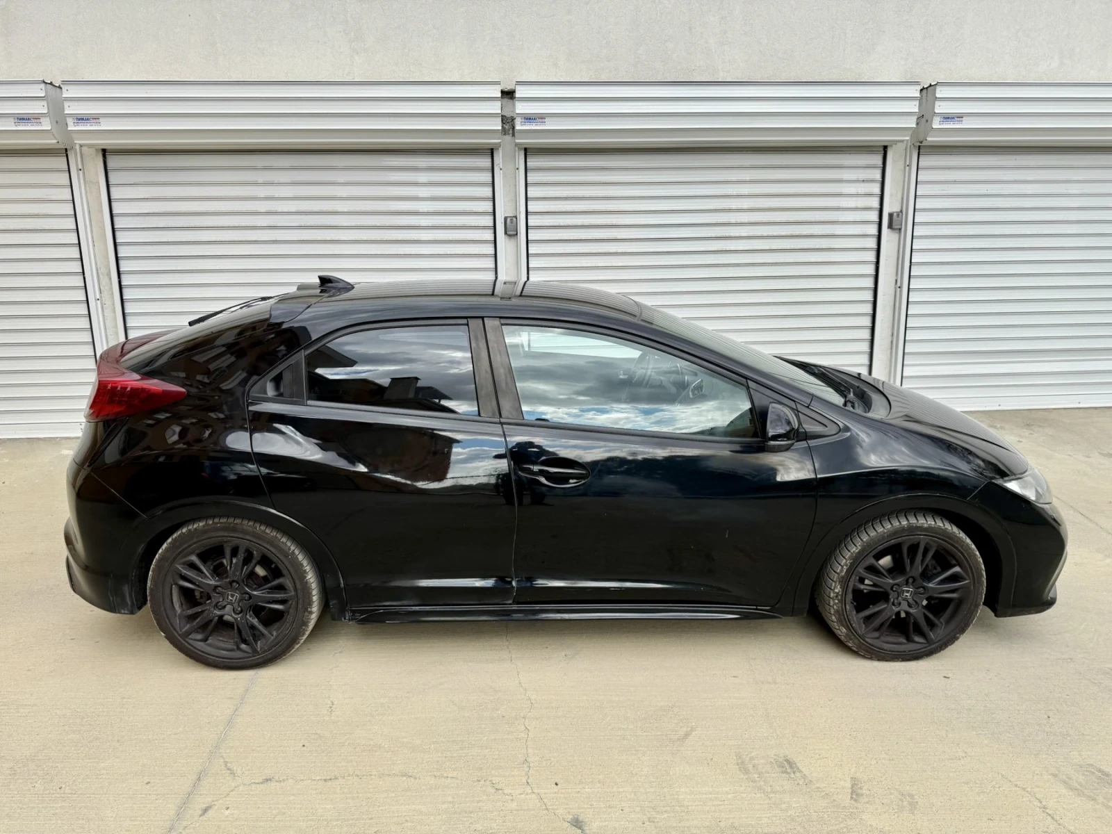 Honda Civic 1.6 i-DTEC Black Edition - изображение 3