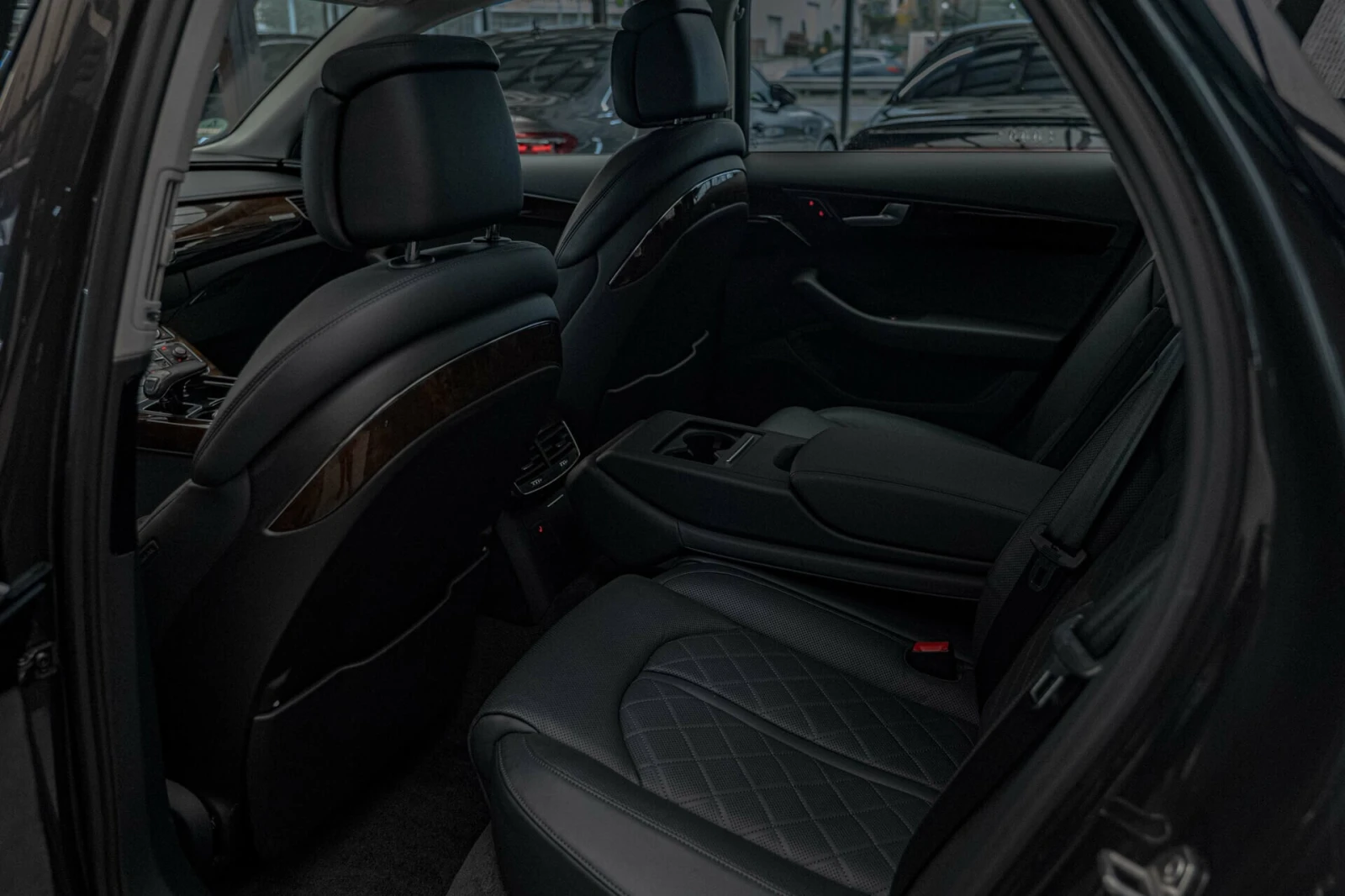 Audi A8 4.2TDI/Quattro/Обдухване/Подгрев/Камера/ - изображение 8