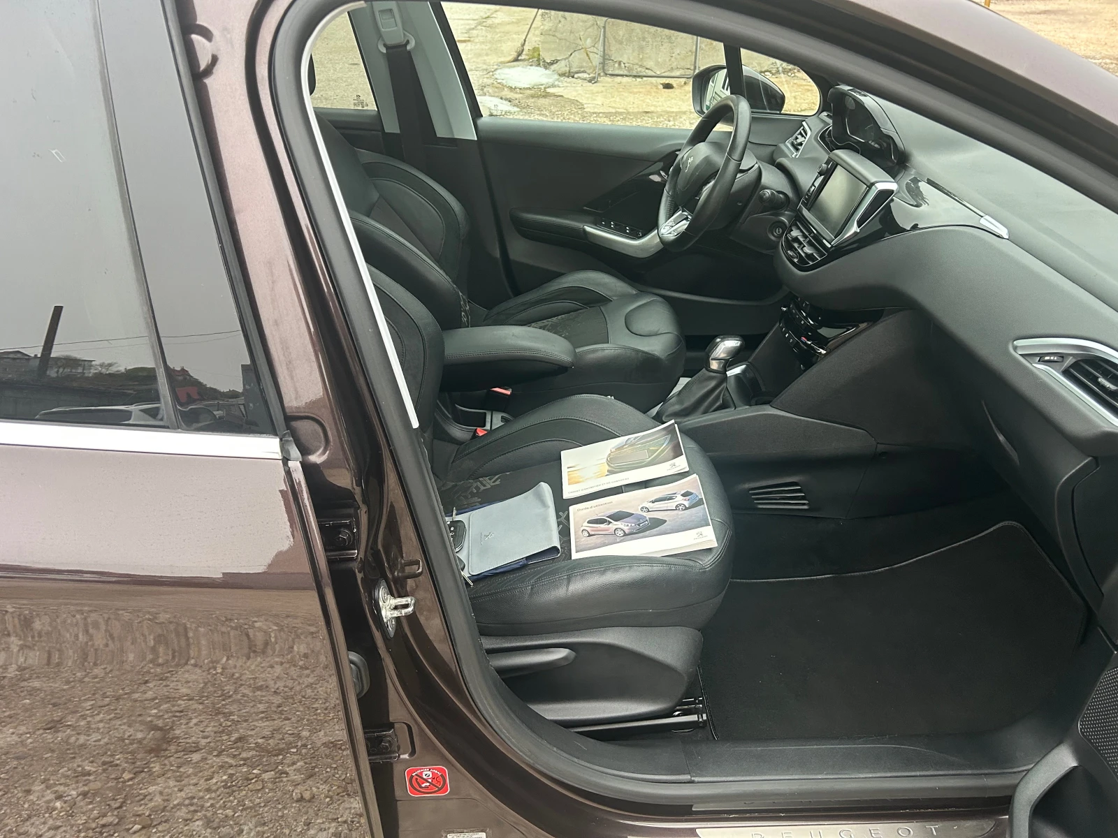 Peugeot 208 1.6-92k.c-E-HDI-ALLURE-----! | Mobile.bg   11