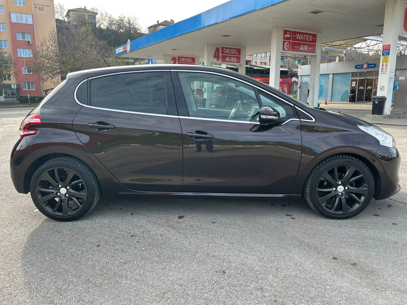 Peugeot 208 1.6-92k.c-E-HDI-ALLURE-���-����-����-��������-���! | Mobile.bg � ����������� 16