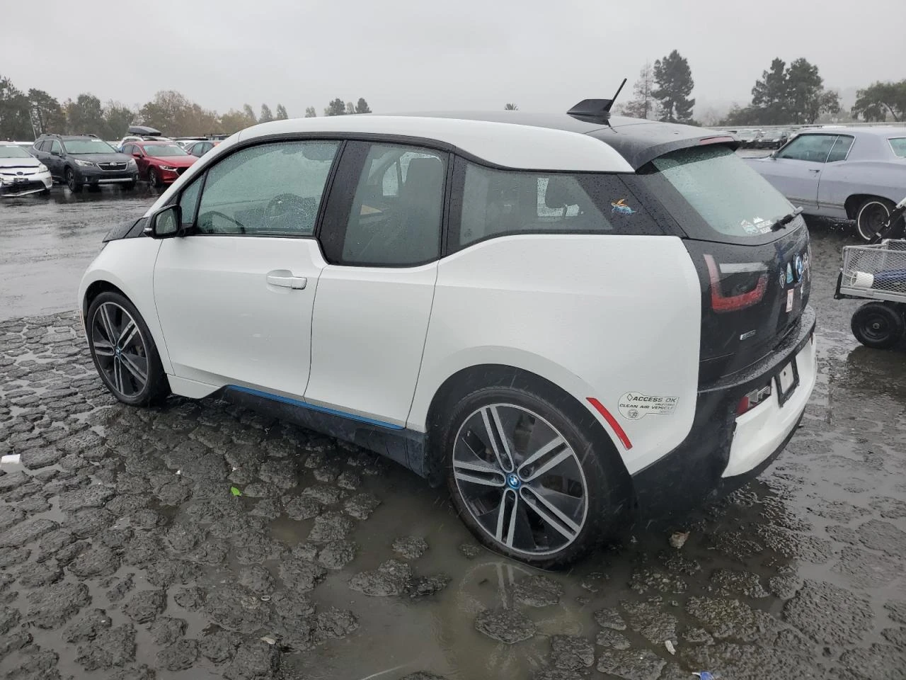 BMW i3  - изображение 4