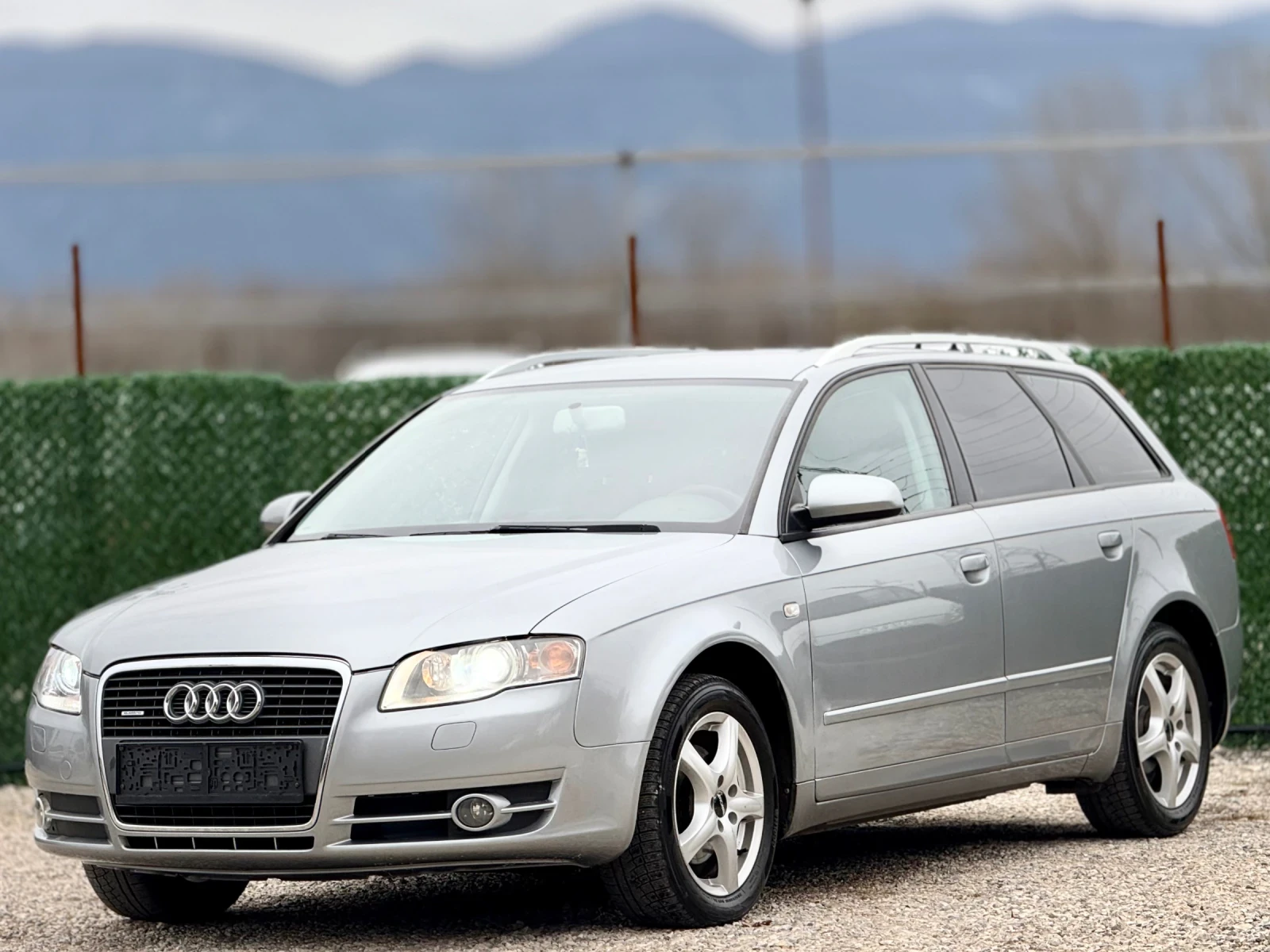 Audi A4 2.0TDi 4x4* XENON* NAVI - изображение 3