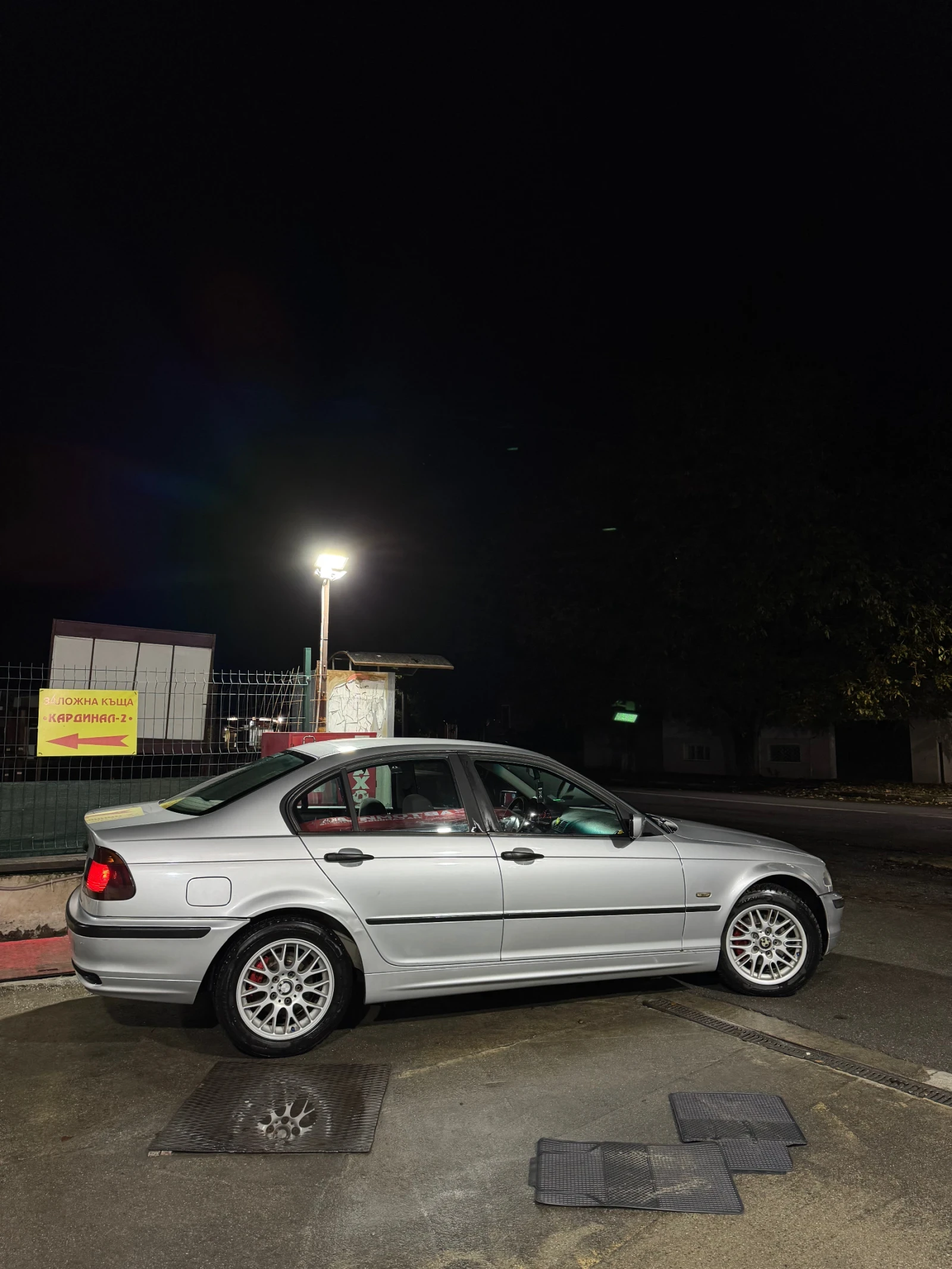 BMW 318  - изображение 2