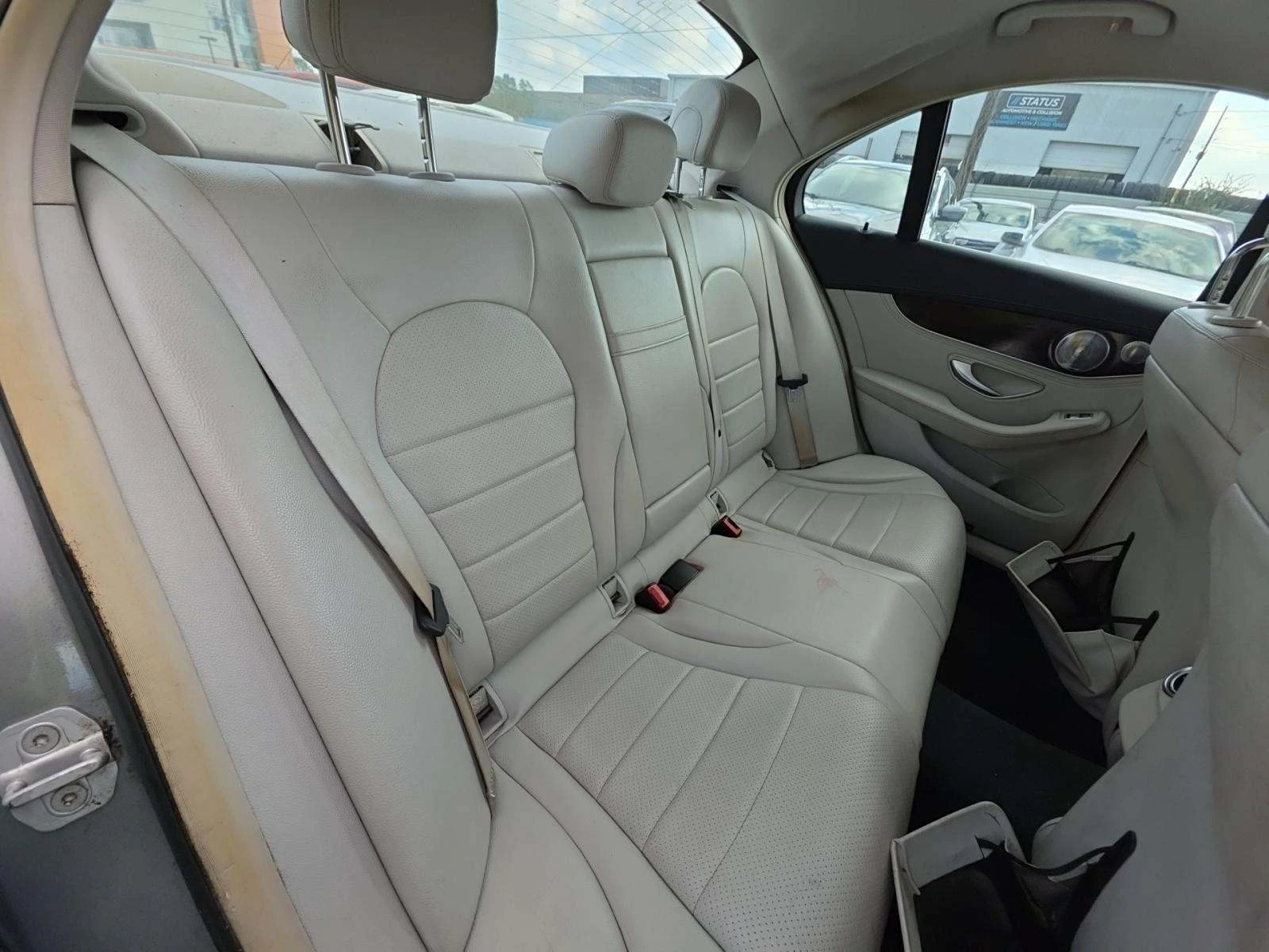 Mercedes-Benz C 300 Sedan w/Luxury Pkg | Mobile.bg � ����������� 11
