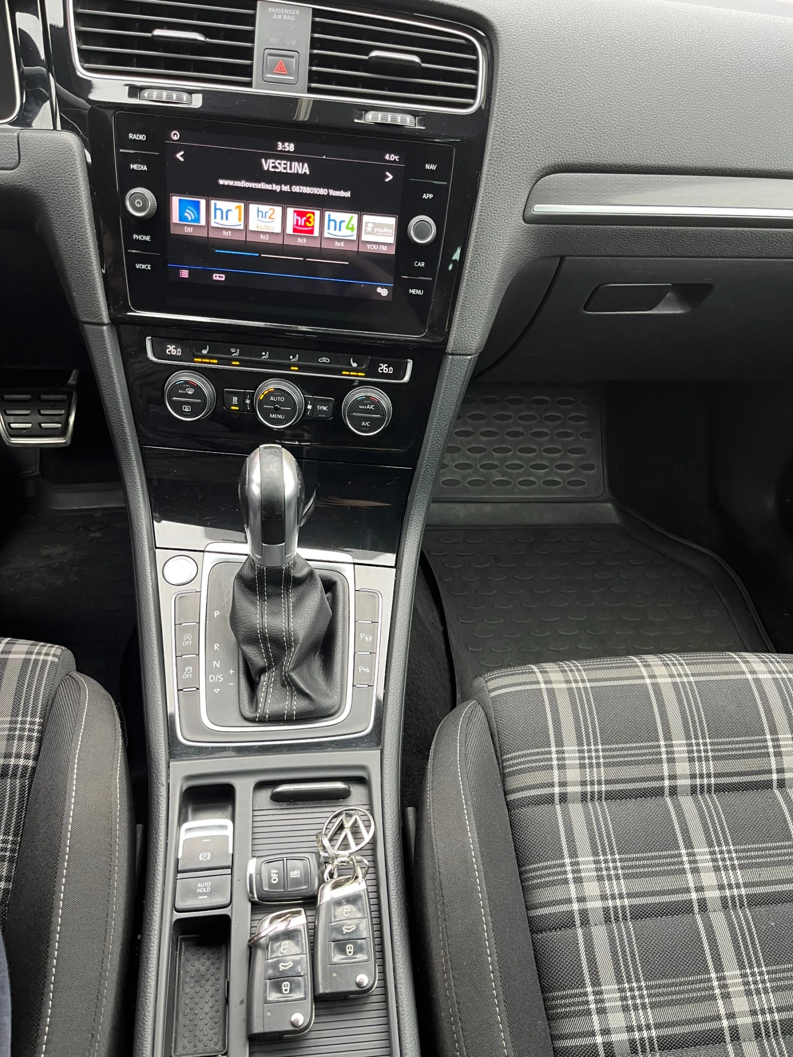 VW Golf Variant 2.0GTD Edition One - изображение 10