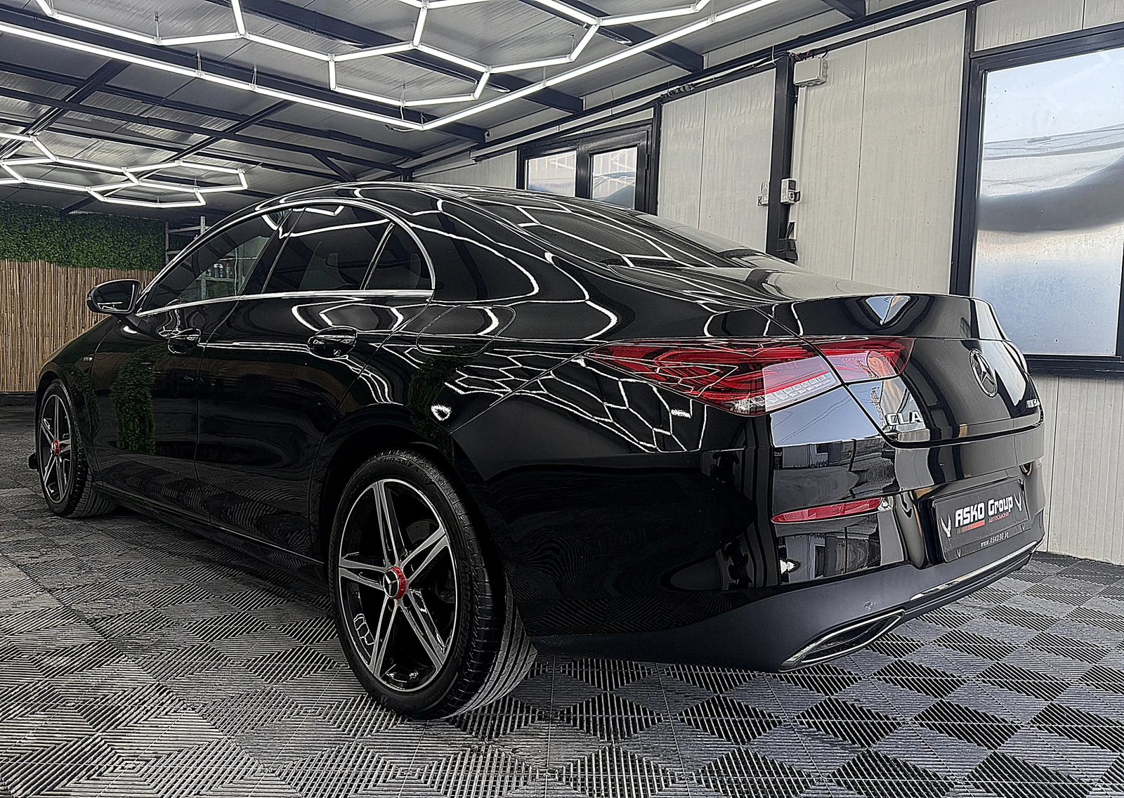 Mercedes-Benz CLA 200 AMG-line/DIGITAL/KeylessGO/TOP!!!/СОБСТВЕН ЛИЗИНГ, снимка 4 - Автомобили и джипове - 53871454