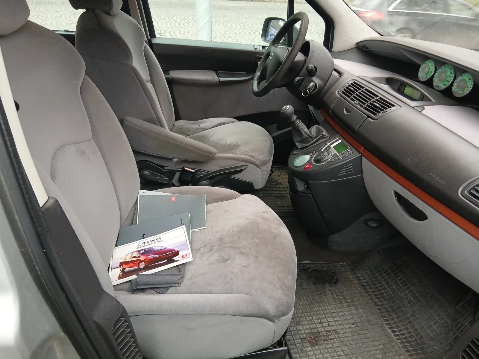 Citroen C8 2.2 HDi, снимка 10 - Автомобили и джипове - 53905797