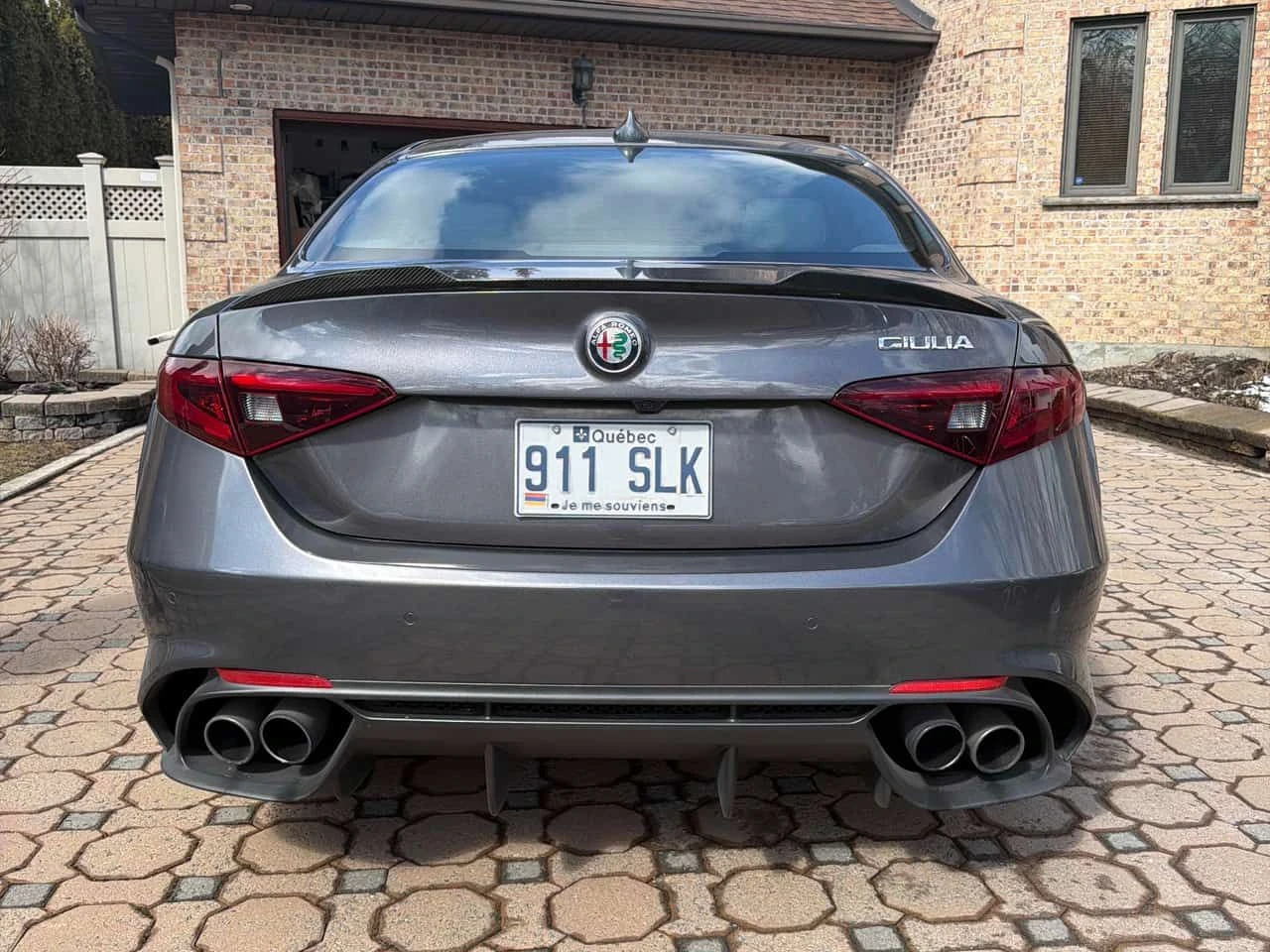 Alfa Romeo Giulia * Quadrifoglio * 2 КЛЮЧА* ПОДГРЕВ* KEYLESS* , снимка 4 - Автомобили и джипове - 53943340