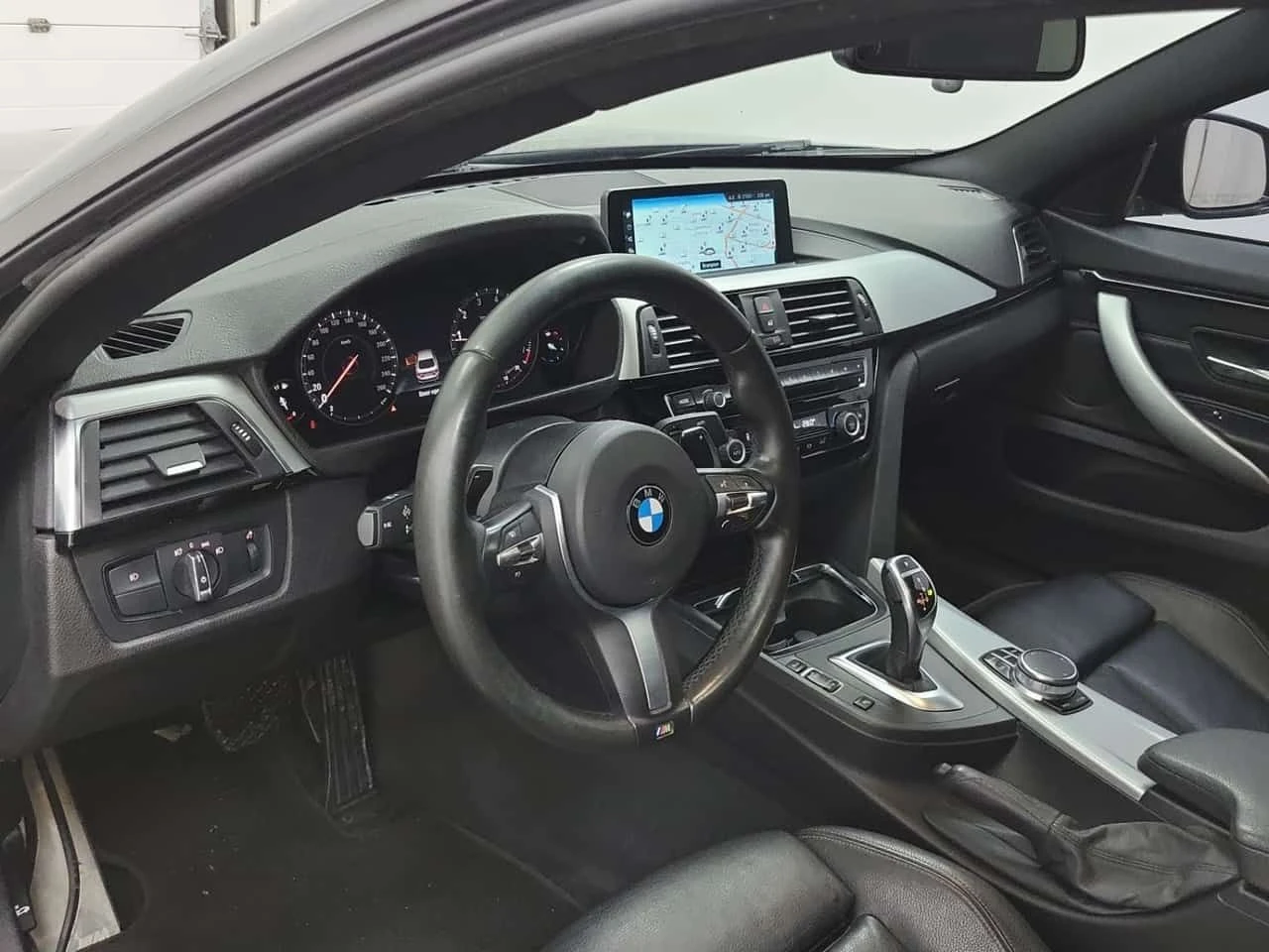 BMW 430 М ПАКЕТ/430I XDRIVE /CARFAX/2 КЛЮЧА/ПАНО/ПОДГРЕВ, снимка 10 - Автомобили и джипове - 53953801