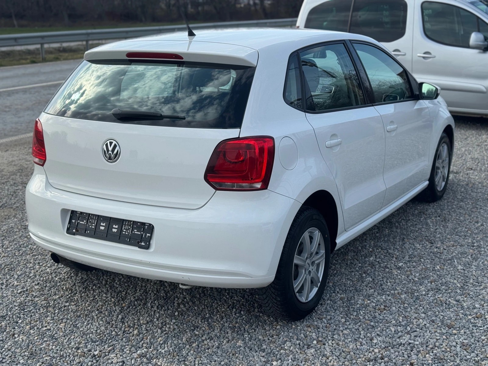 VW Polo 1.4i* Климатик* Германия* Фейслифт* 185км, снимка 4 - Автомобили и джипове - 53989842