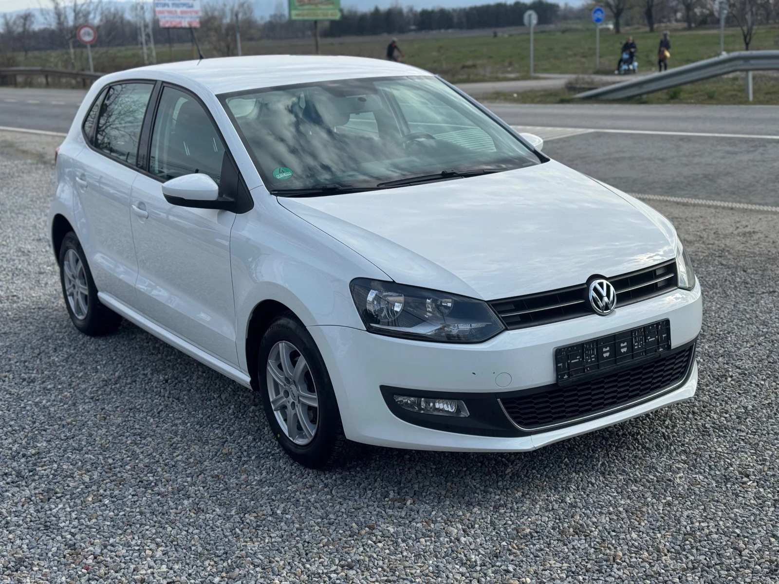 VW Polo 1.4i* Климатик* Германия* Фейслифт* 185км, снимка 3 - Автомобили и джипове - 53989842