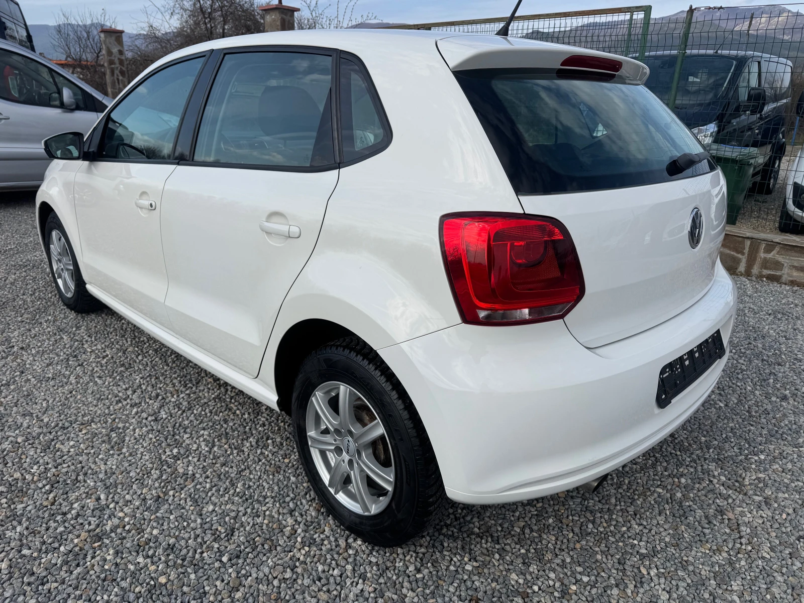 VW Polo 1.4i* Климатик* Германия* Фейслифт* 185км, снимка 6 - Автомобили и джипове - 53989842