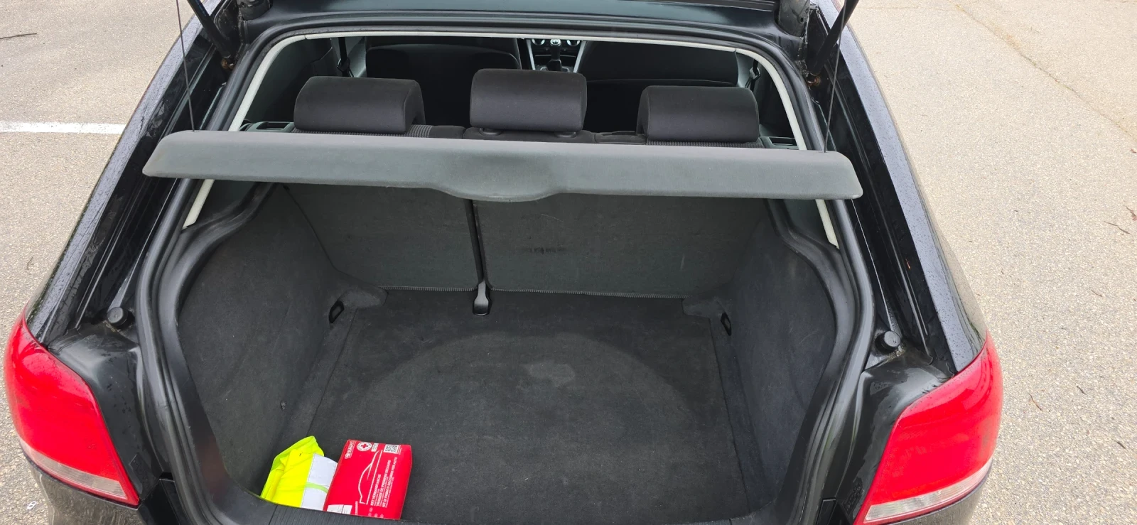 Audi A3 1.6 102hp, снимка 15 - Автомобили и джипове - 54069321