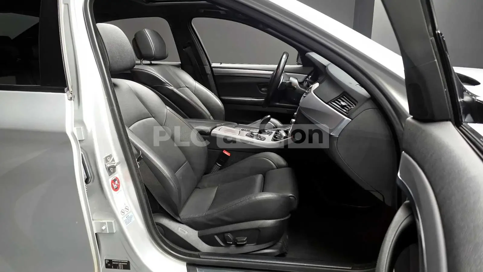 BMW 535 | М ПАКЕТ | HUD | ШИБИДАХ | ПОДГРЕВ | АВТОКРЕДИТ |, снимка 14 - Автомобили и джипове - 54656416