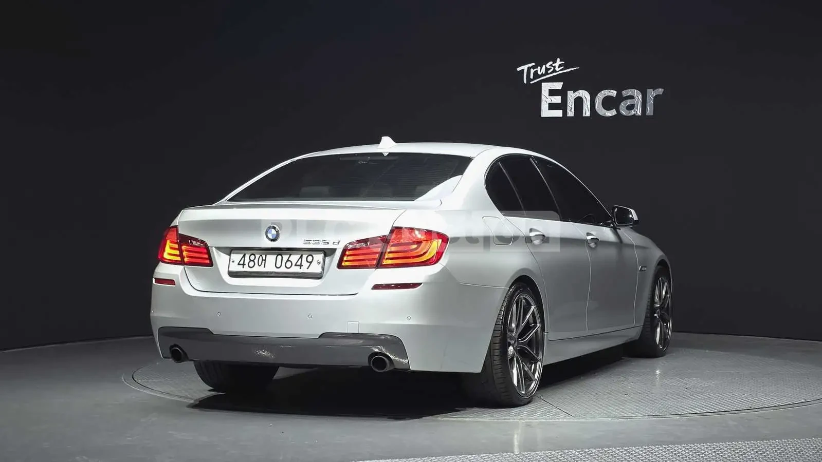 BMW 535 | М ПАКЕТ | HUD | ШИБИДАХ | ПОДГРЕВ | АВТОКРЕДИТ |, снимка 2 - Автомобили и джипове - 54656416