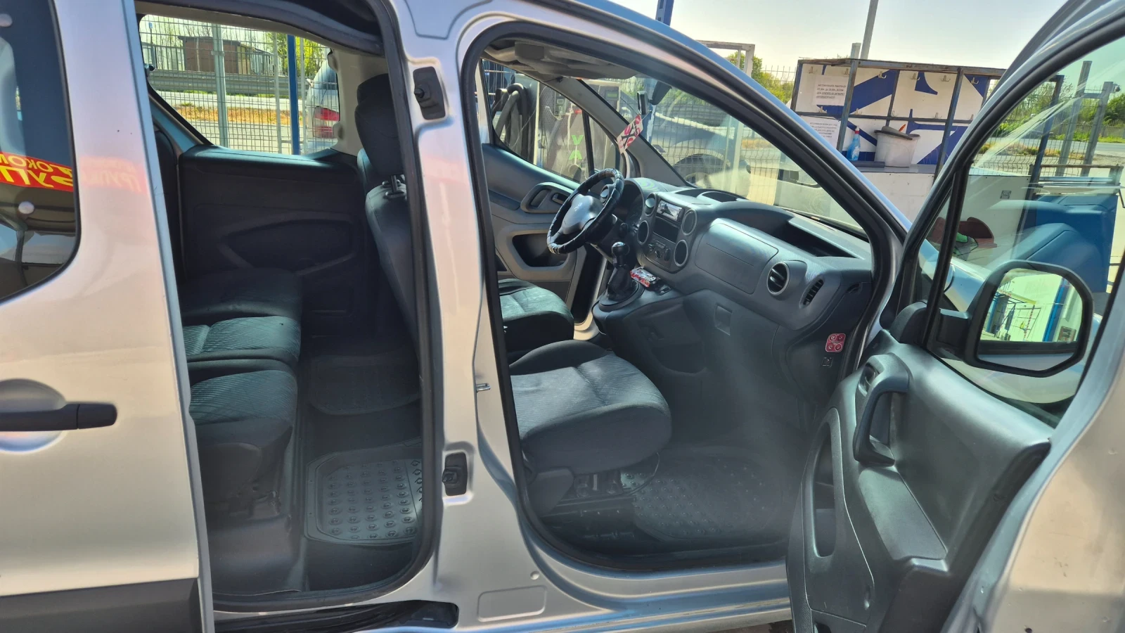 Peugeot Partner, снимка 4 - Автомобили и джипове - 54810863