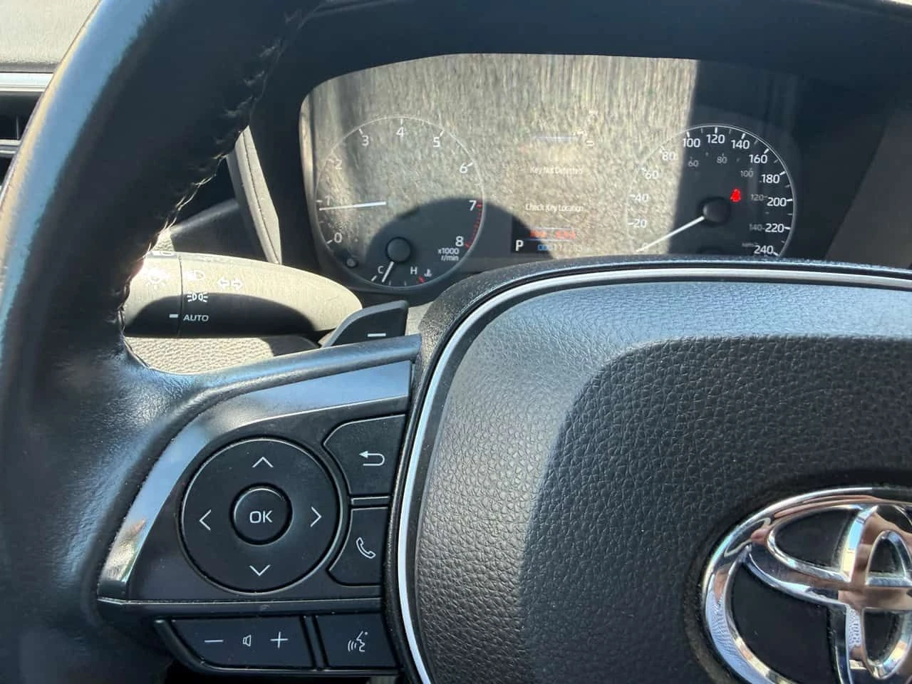 Toyota Corolla SE CVT/CARFAX/����������� | Mobile.bg � ����������� 11