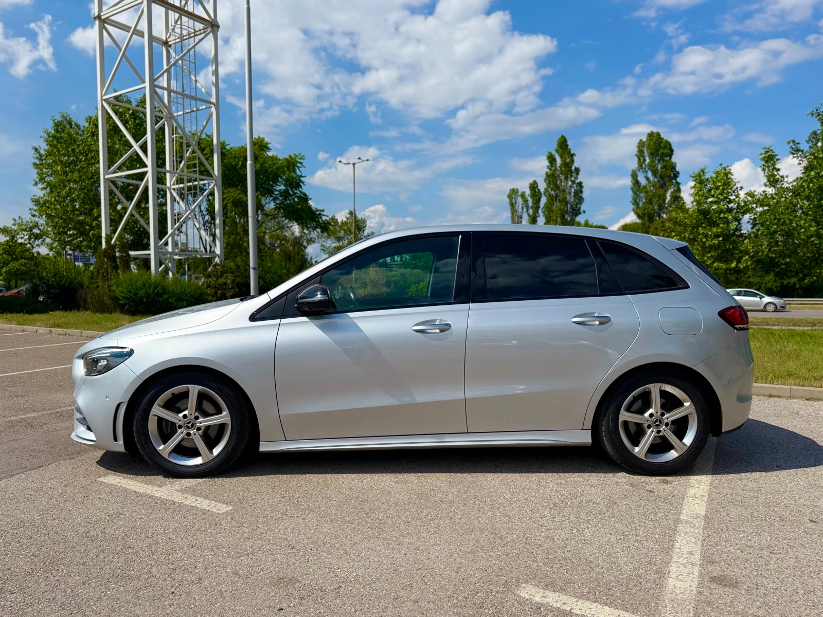 Mercedes-Benz B 200 AMG Line ГАРАНЦИЯ 6 МЕСЕЦА ИЛИ 5000КМ ШВЕЙЦАРИЯ, снимка 2 - Автомобили и джипове - 54875547