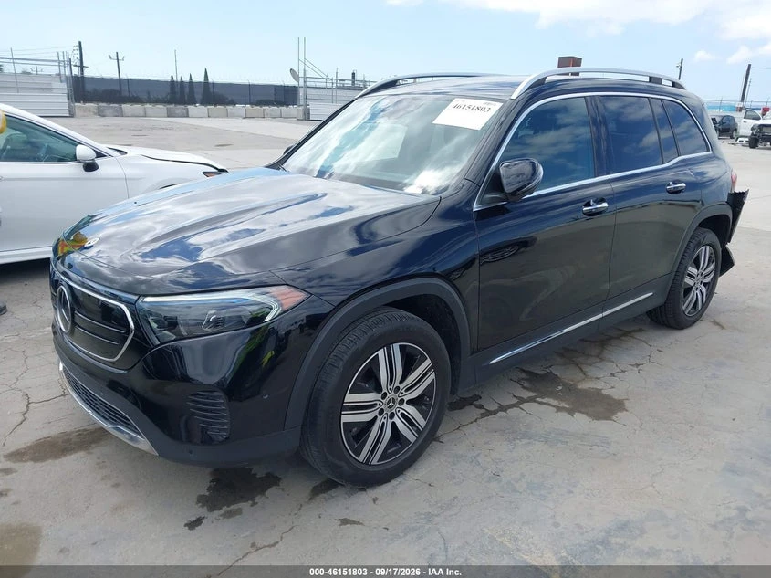 Mercedes-Benz EQB 300 4MATIC SUV, снимка 2 - Автомобили и джипове - 56215943