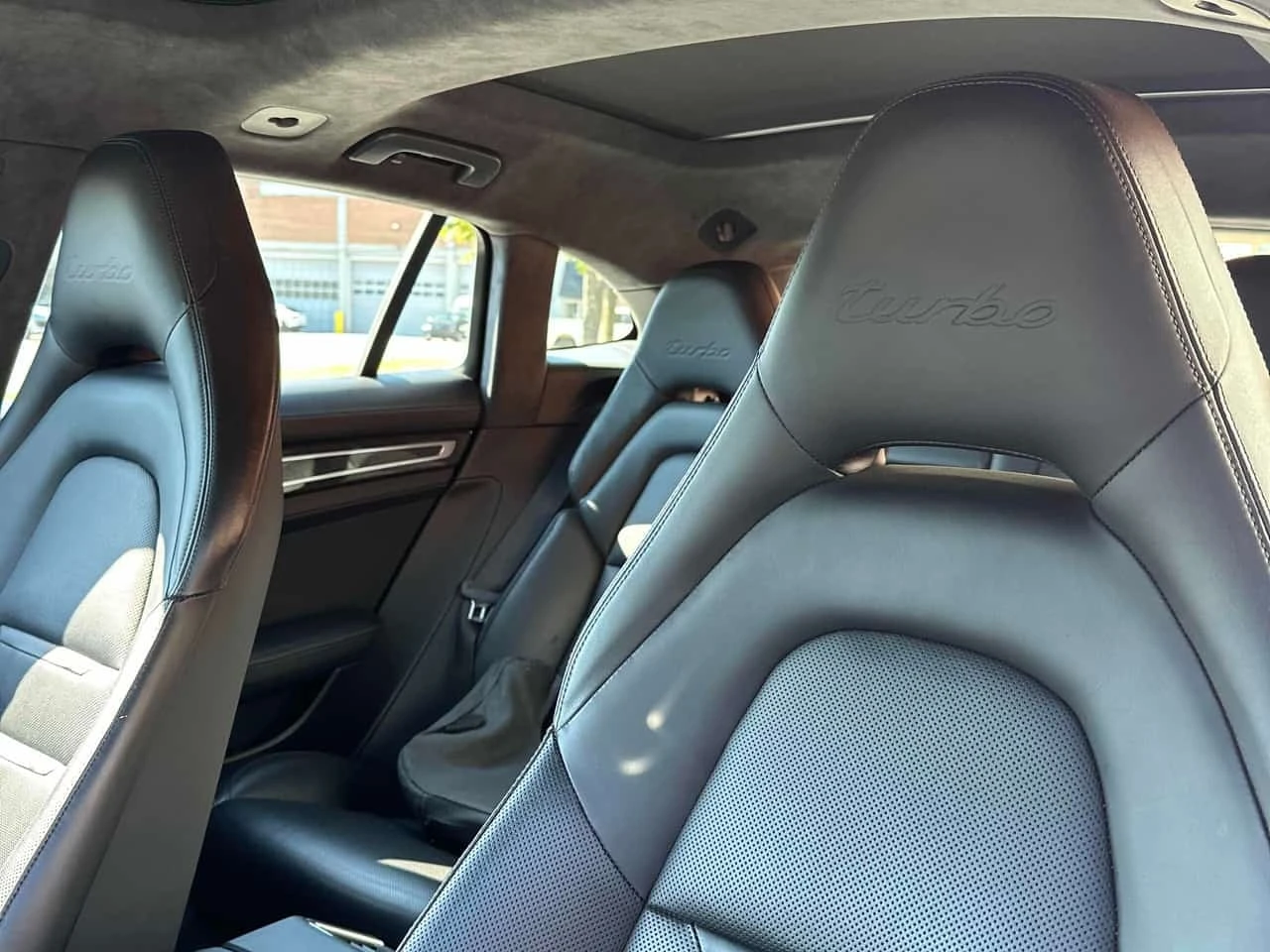 Porsche Panamera * Turbo Sport Turismo AWD * CARFAX * БЕЗ ПЪРВОНАЧА, снимка 10 - Автомобили и джипове - 56243802