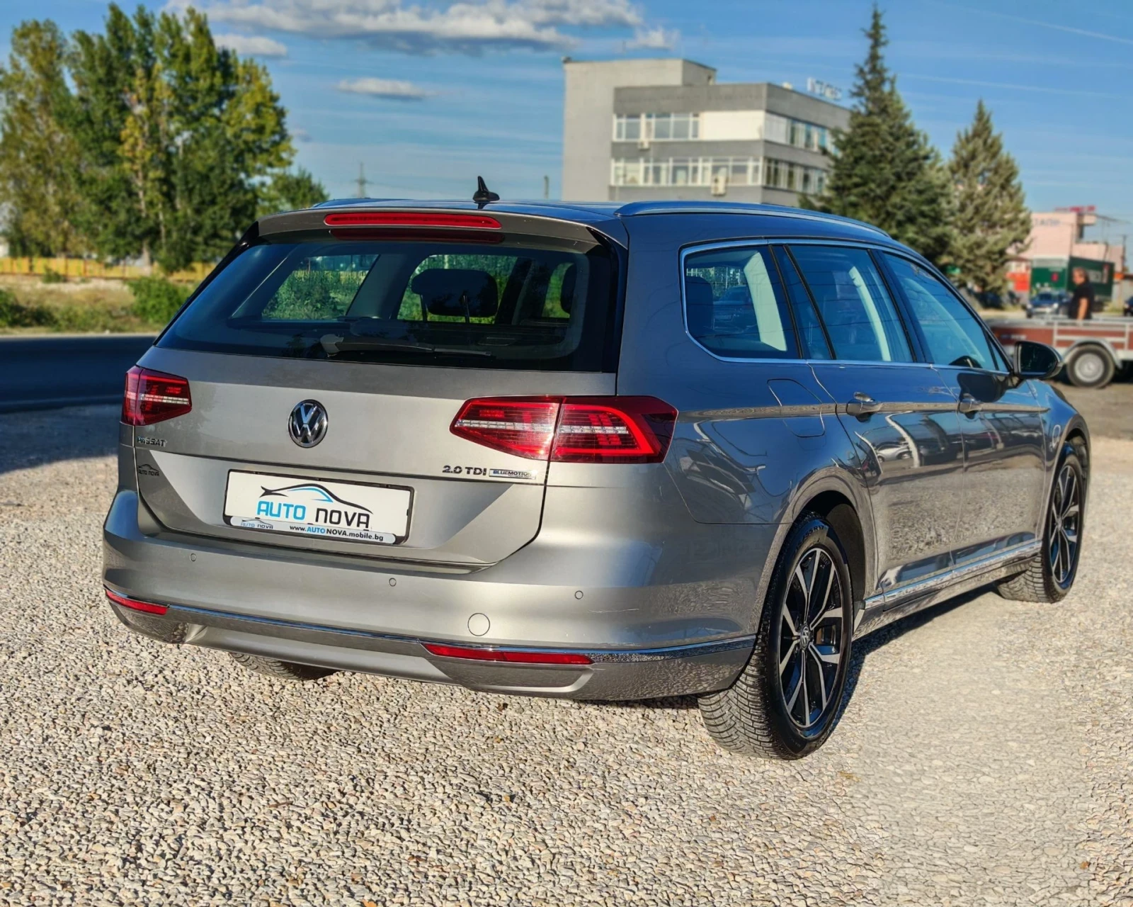 VW Passat 2.0 150 К.С. ДИЗЕЛ!АВТОМАТ! BLUE MOTION! , снимка 5 - Автомобили и джипове - 56332931