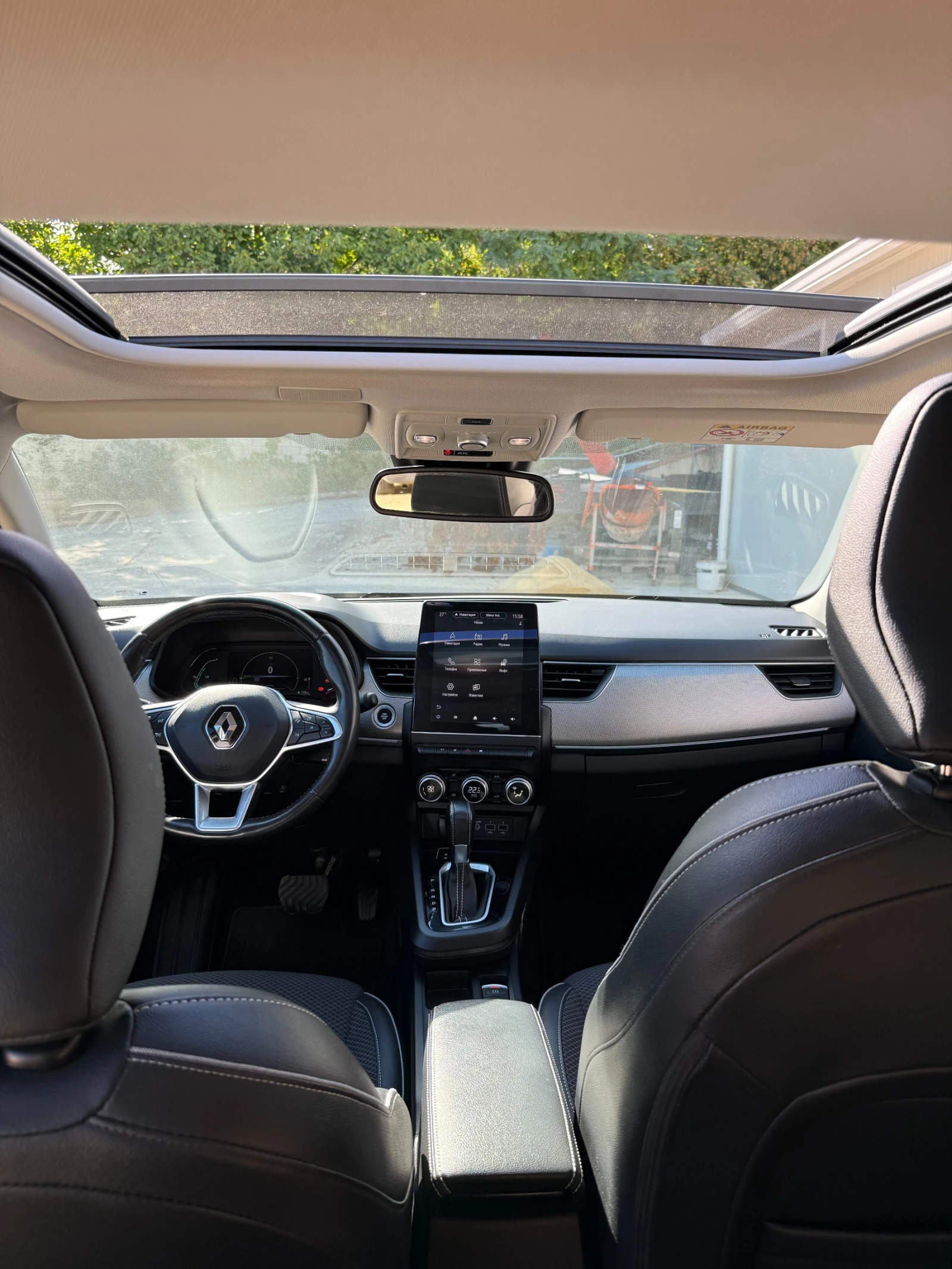 Renault Arkana, снимка 5 - Автомобили и джипове - 56524455