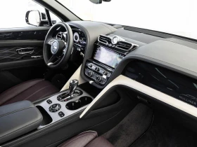 Bentley Bentayga V8 / MULLINER/ EWB/ NAIM/ AIRLINE SEATS/ BLACKLINE, снимка 14