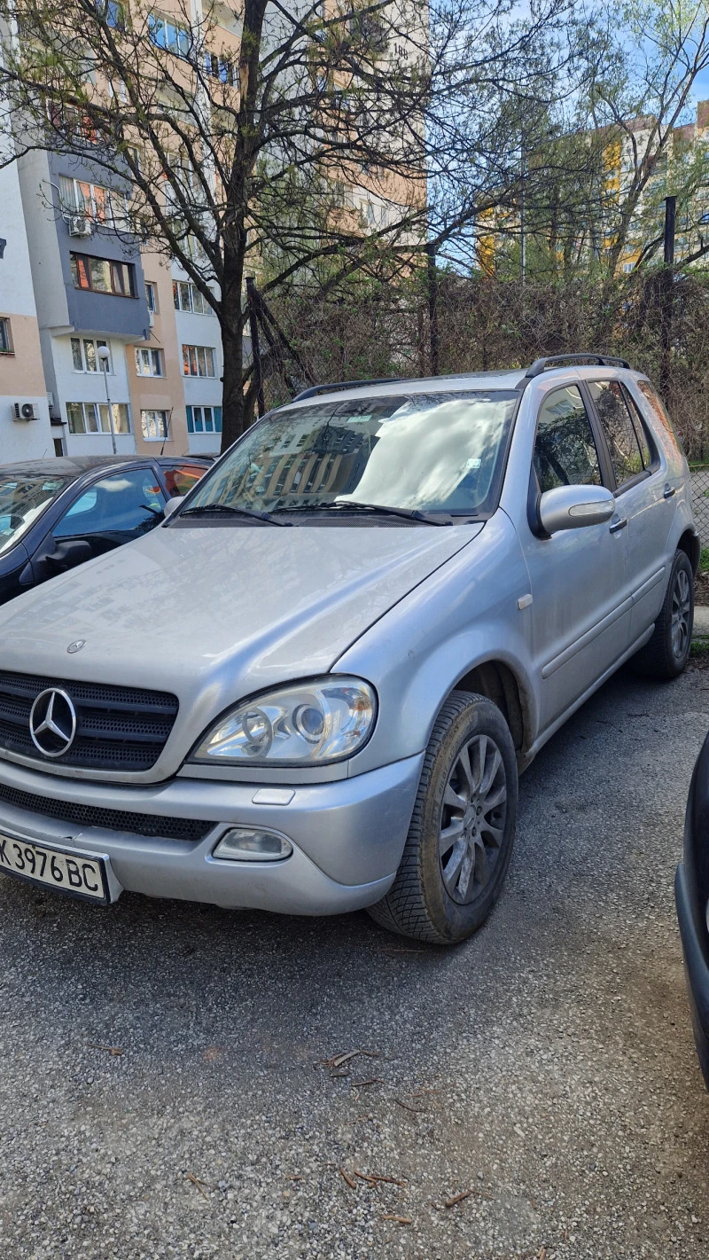 Mercedes-Benz ML 270, снимка 3 - Автомобили и джипове - 47886824