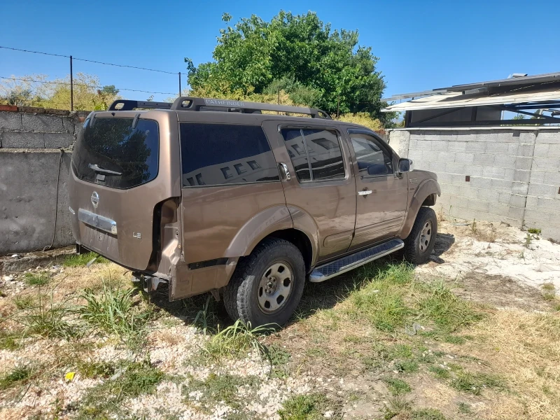 Nissan Pathfinder, снимка 4 - Автомобили и джипове - 52625975
