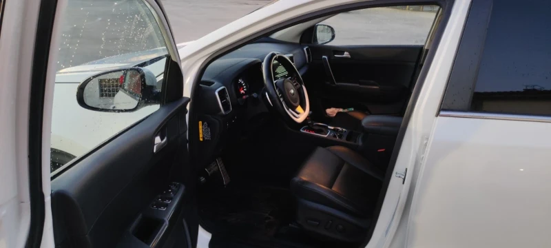 Kia Sportage 2.0 CRDi GT Line, снимка 9 - Автомобили и джипове - 51261230