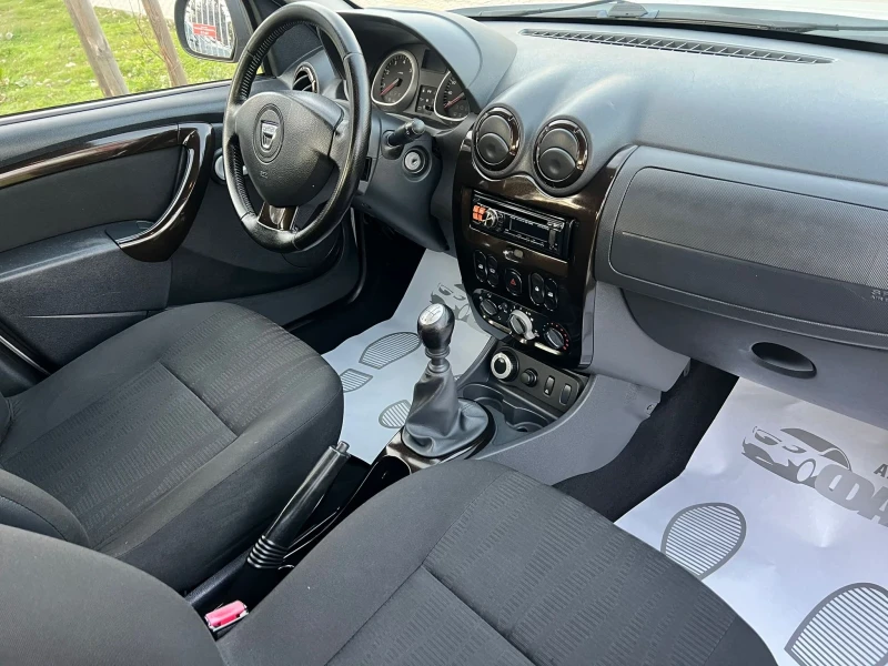 Dacia Duster 1.5dCi/4x4, снимка 11 - Автомобили и джипове - 52839269