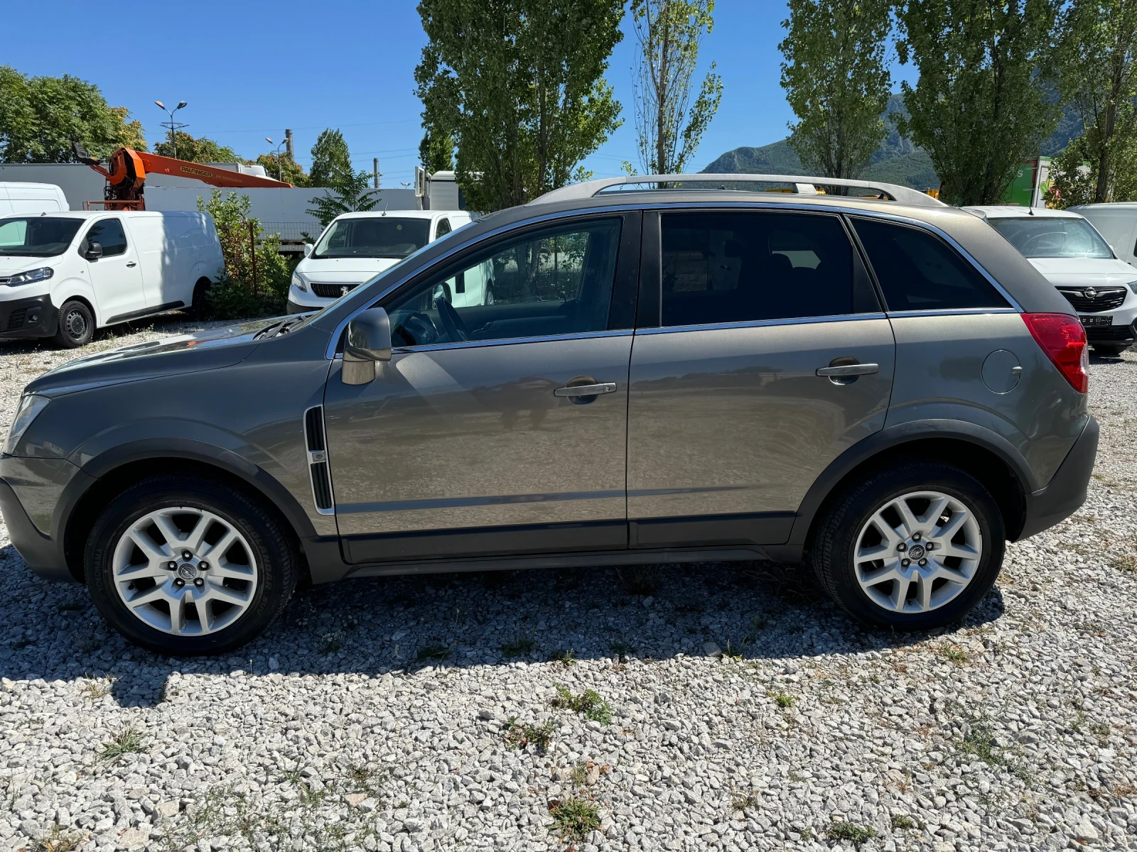 Opel Antara 2.0D Италия - изображение 8