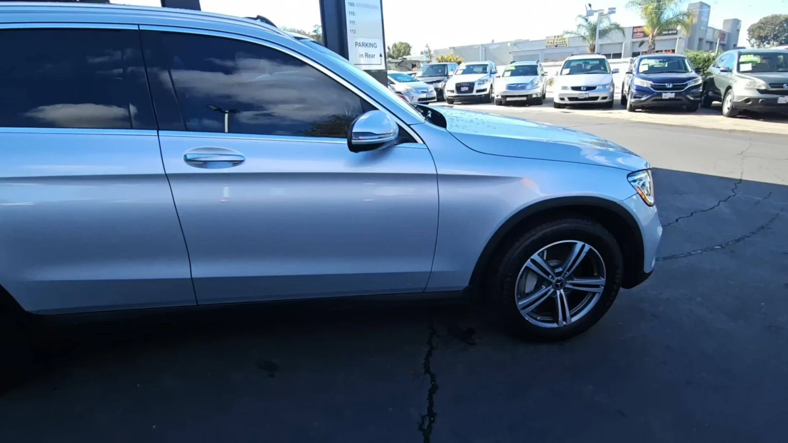 Mercedes-Benz GLC 300 4MATIC* Keyless* Full LED* Диг.табло* Пано* Подгре - изображение 4