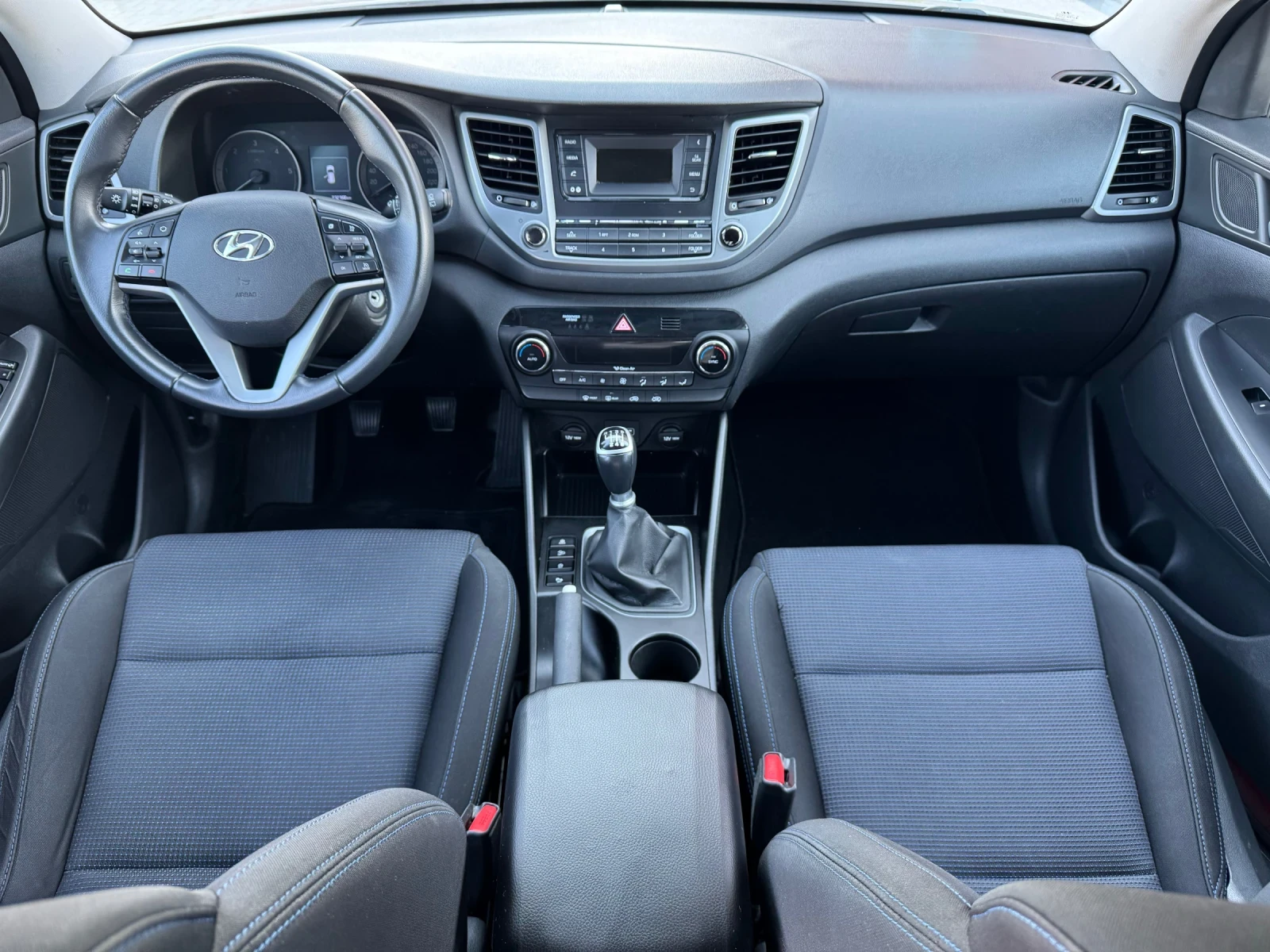 Hyundai Tucson 1.7 CRDi / LED / EURO 6 / PARKTRONIC / TEMPOMAT - изображение 10