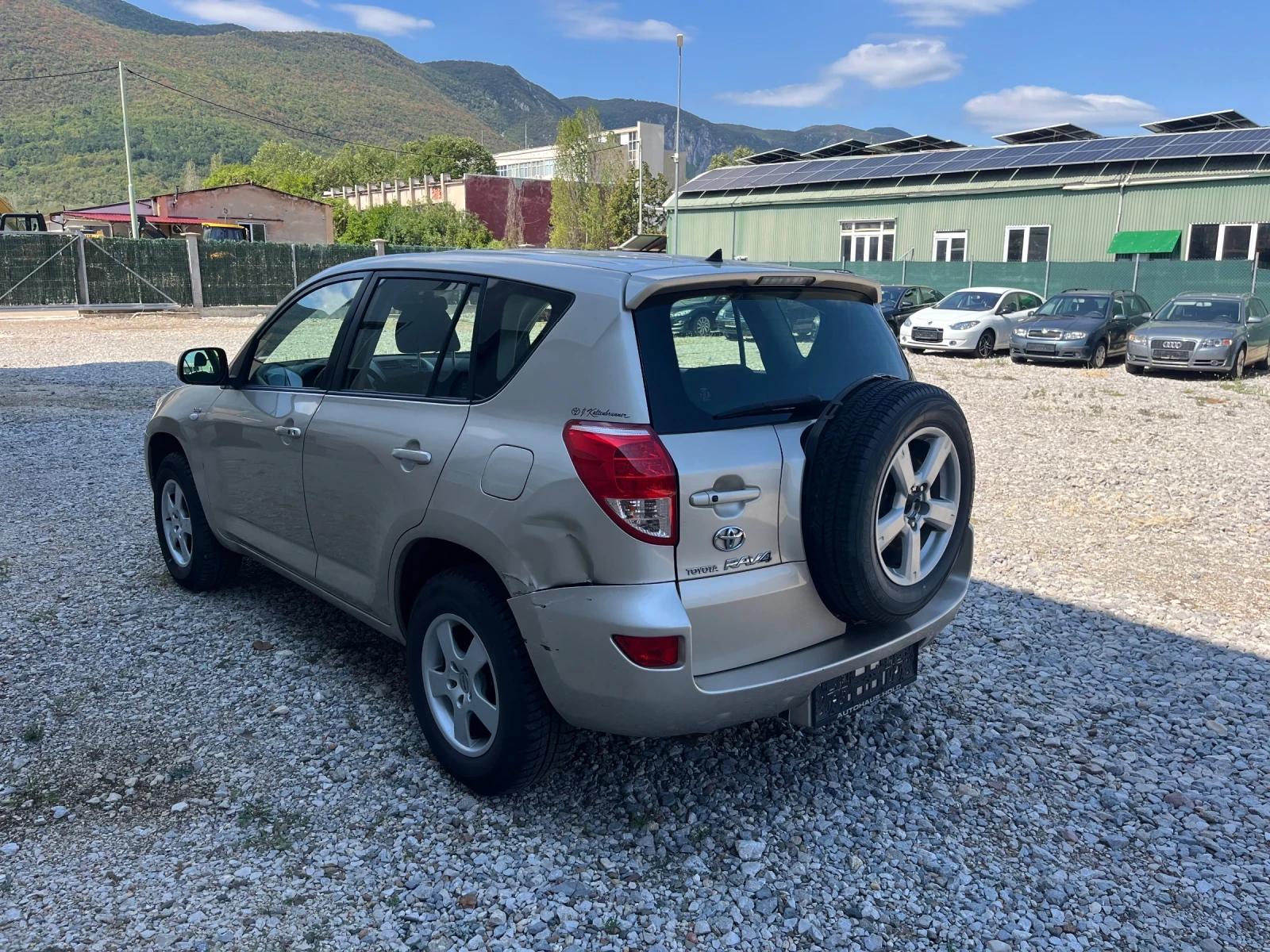 Toyota Rav4 2.2D-4D 136кс - изображение 5