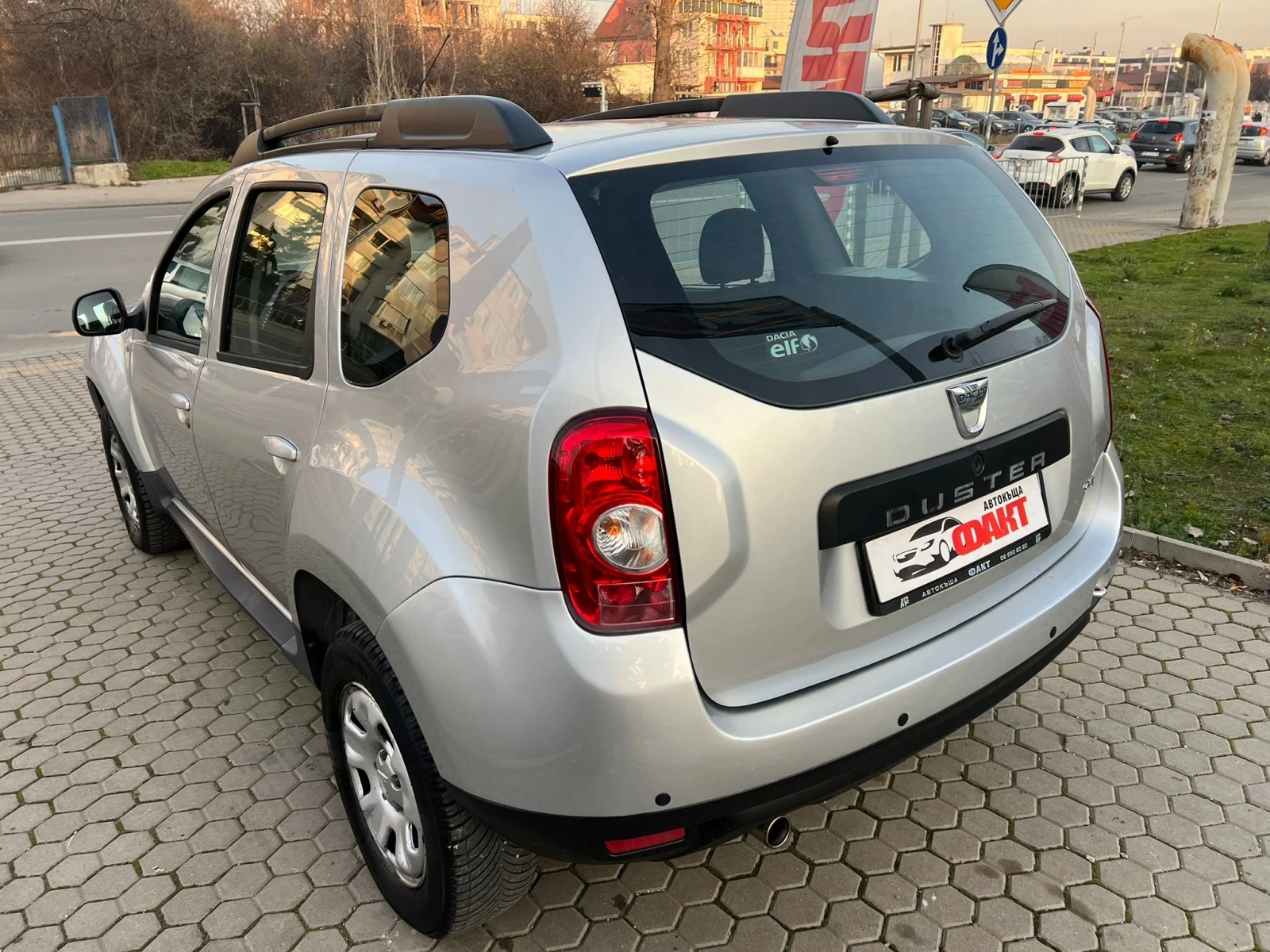 Dacia Duster 1.5dCi/4x4 - изображение 6