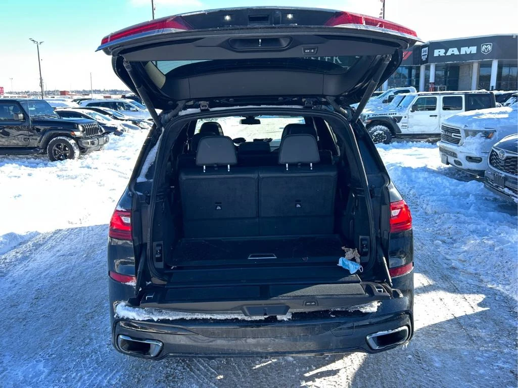 BMW X7 xDrive40i * HEADUP * HARMAN/KARDON * 7 ����� | Mobile.bg � ����������� 11