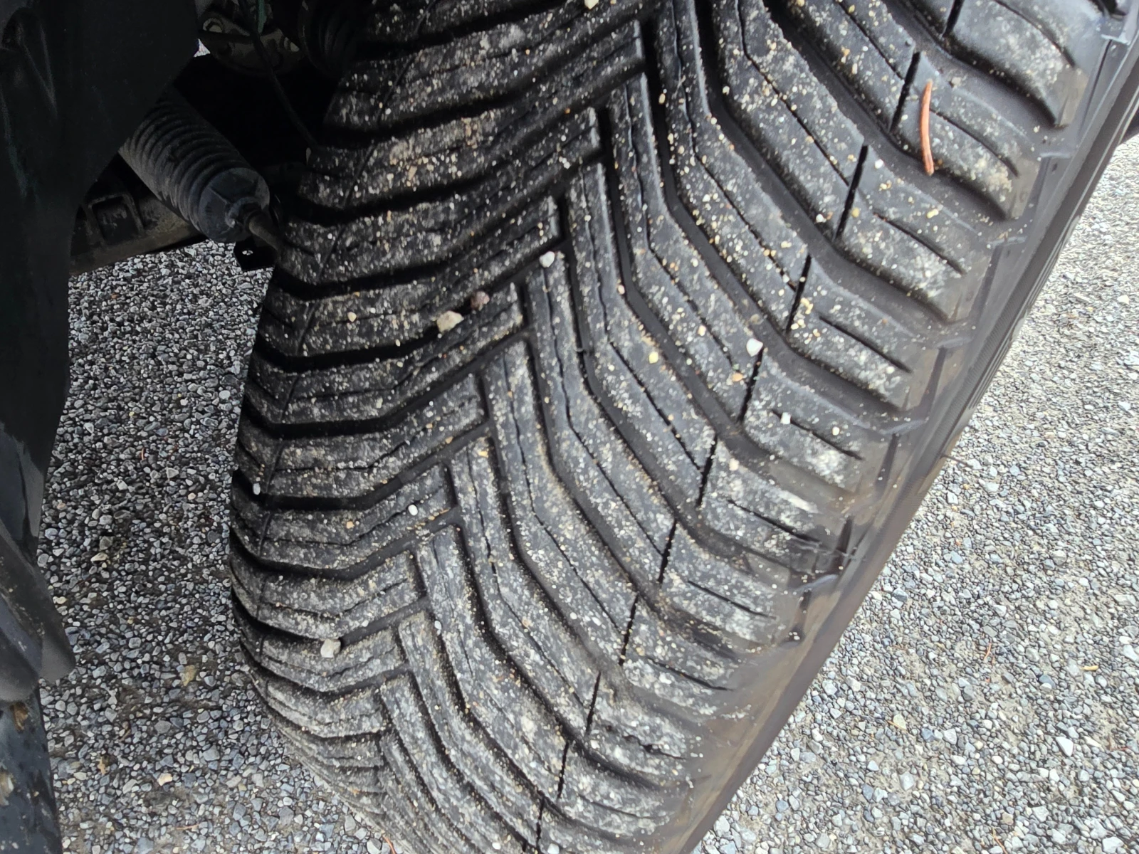 Dacia Duster 1.5DCi-4x4-Xenon, снимка 7 - Автомобили и джипове - 53728801