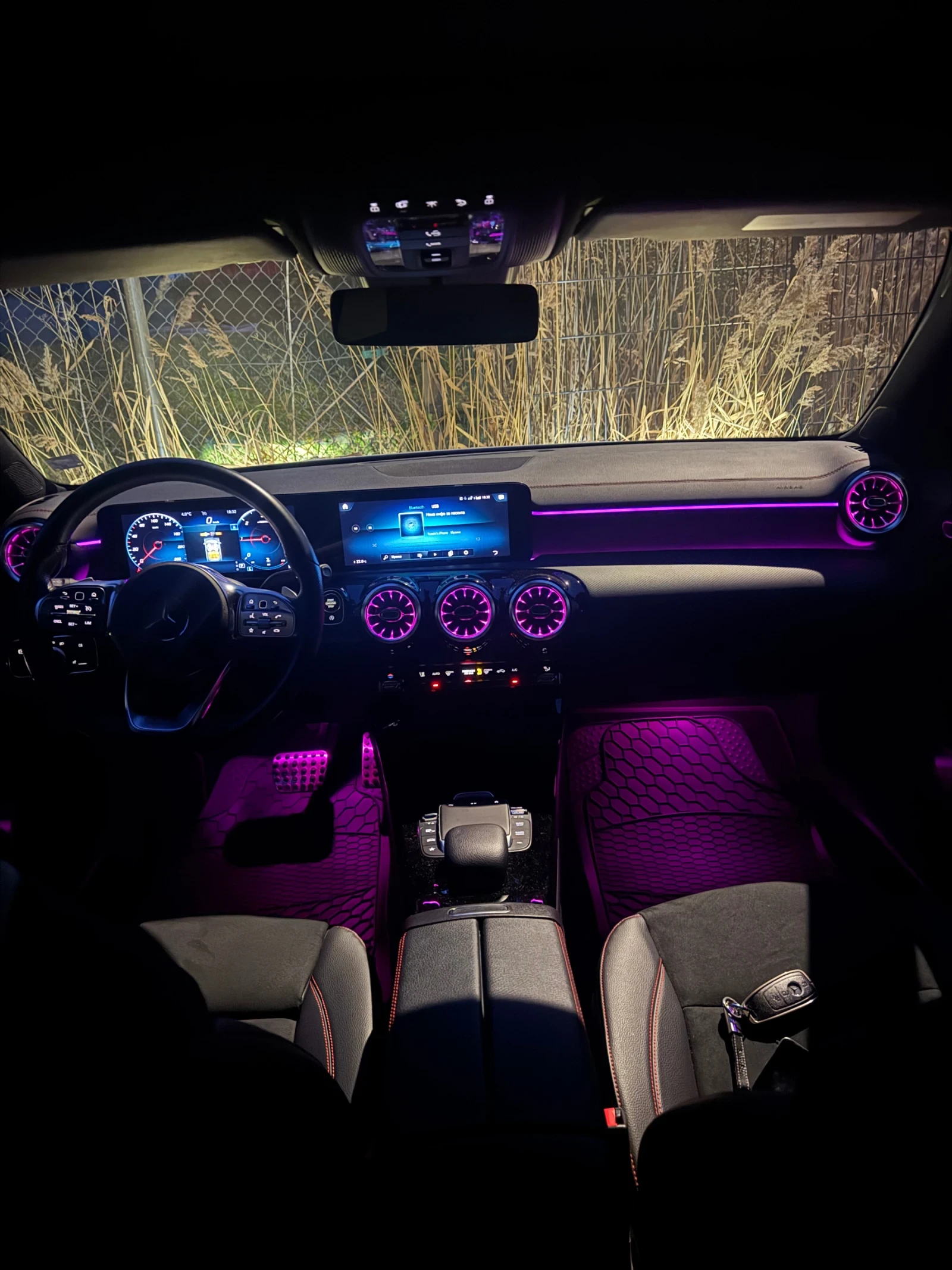 Mercedes-Benz GLA 220, снимка 11 - Автомобили и джипове - 53848456