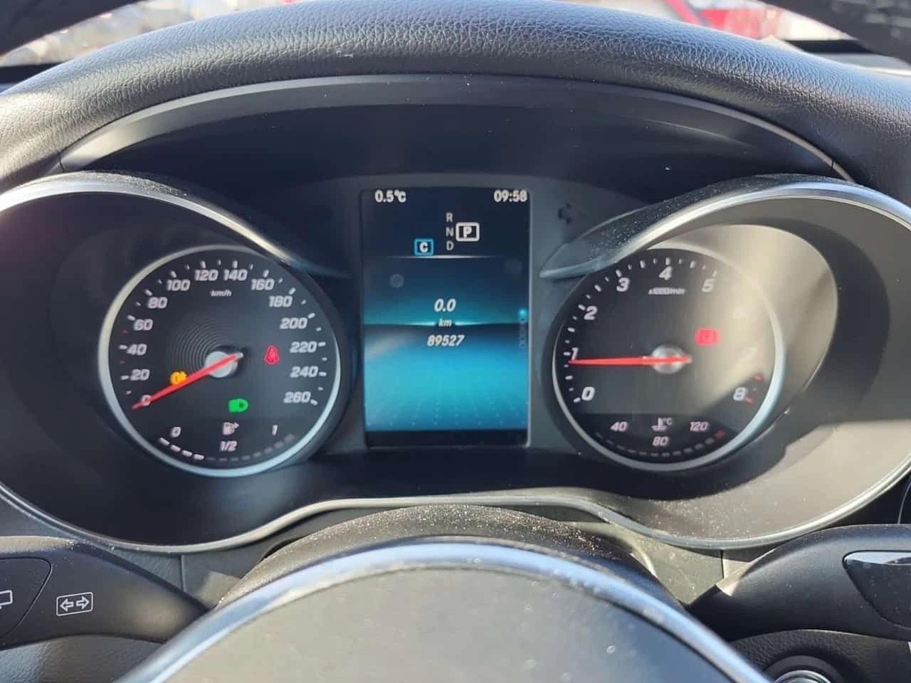 Mercedes-Benz GLC 300 PANO | 2 KEYS | 360 | ПОДГРЕВИ | KEYLESS, снимка 9 - Автомобили и джипове - 53968345