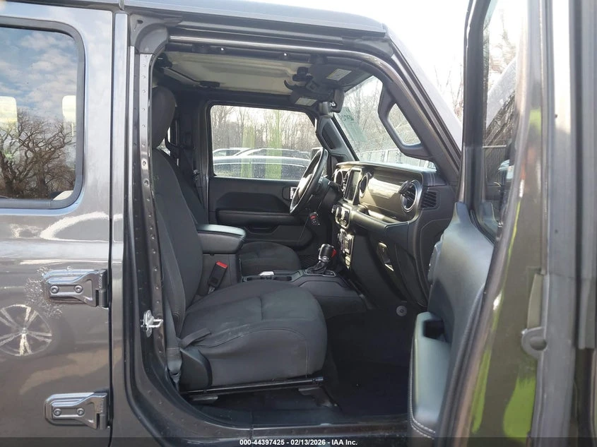 Jeep Wrangler 3.6l Unlimited Sahara, снимка 5 - Автомобили и джипове - 54383959