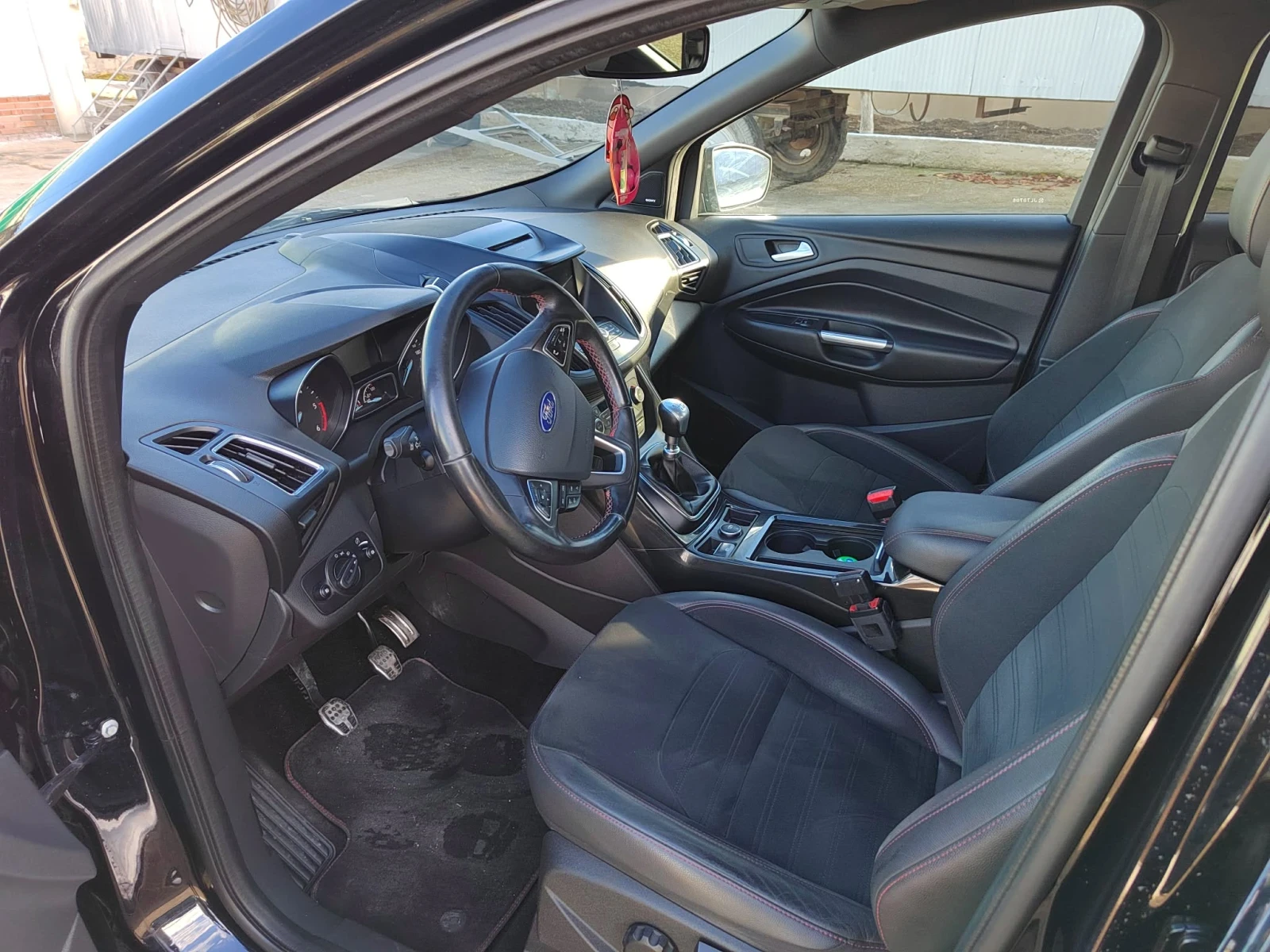 Ford Kuga 2.0 TDL, снимка 7 - Автомобили и джипове - 55645345