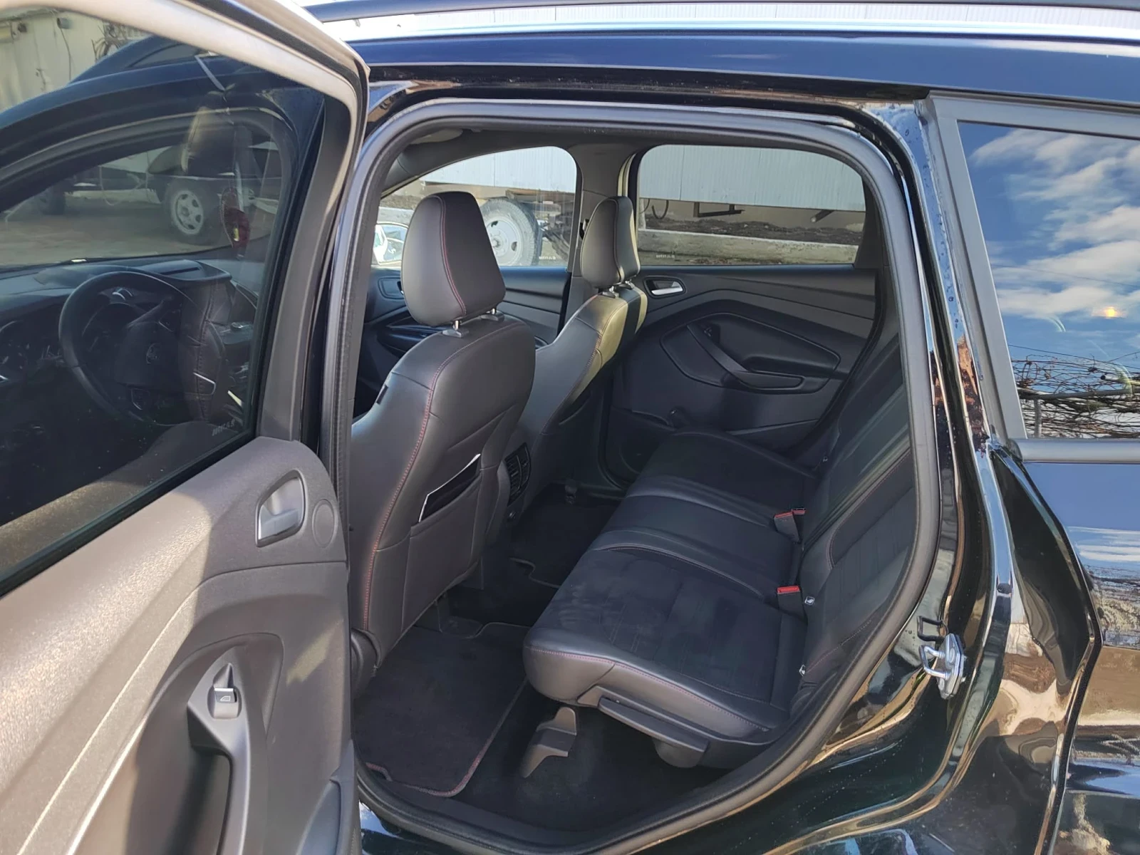 Ford Kuga 2.0 TDL, снимка 8 - Автомобили и джипове - 55645345